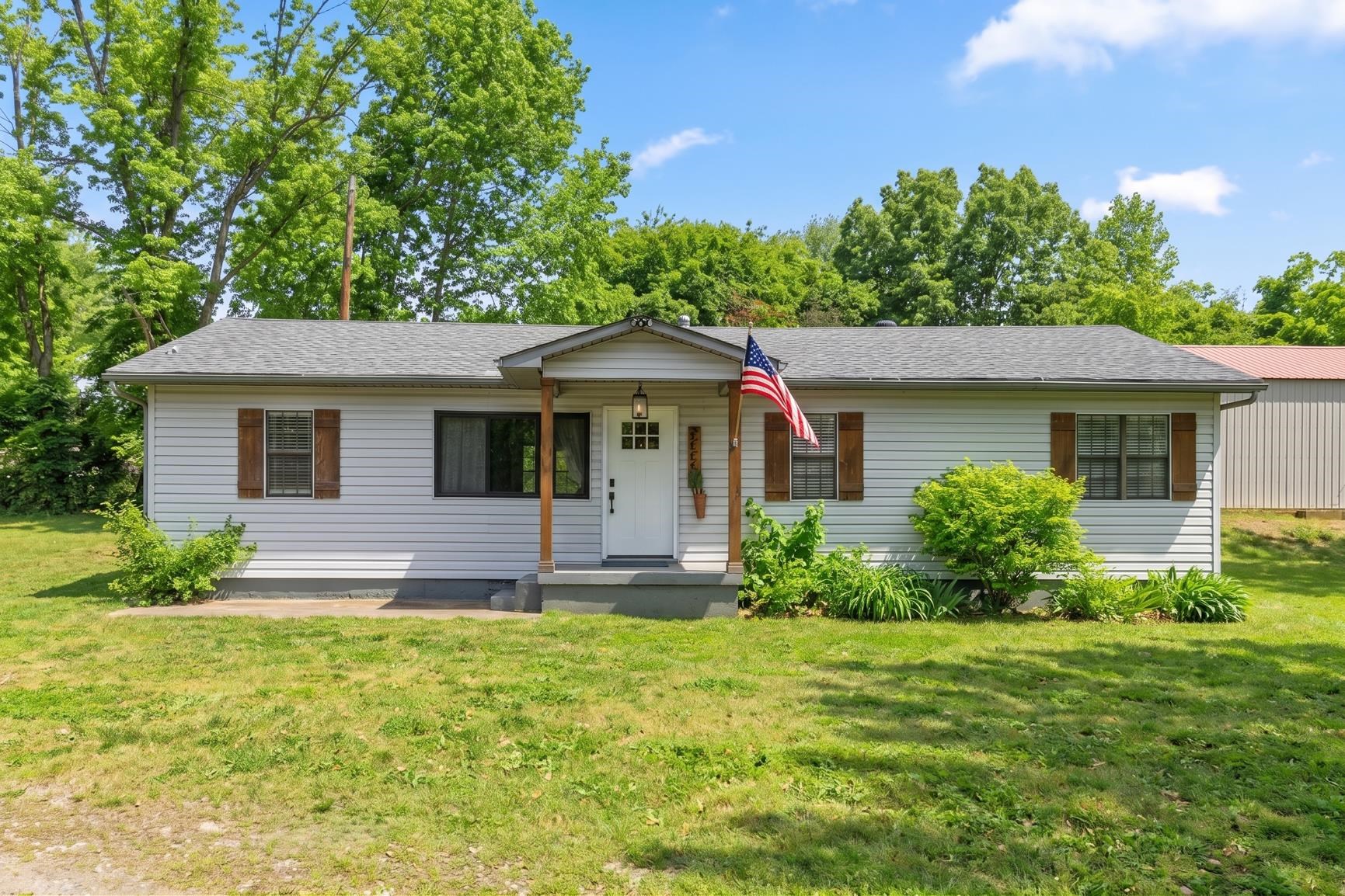 8424 OLD MEMPHIS RD