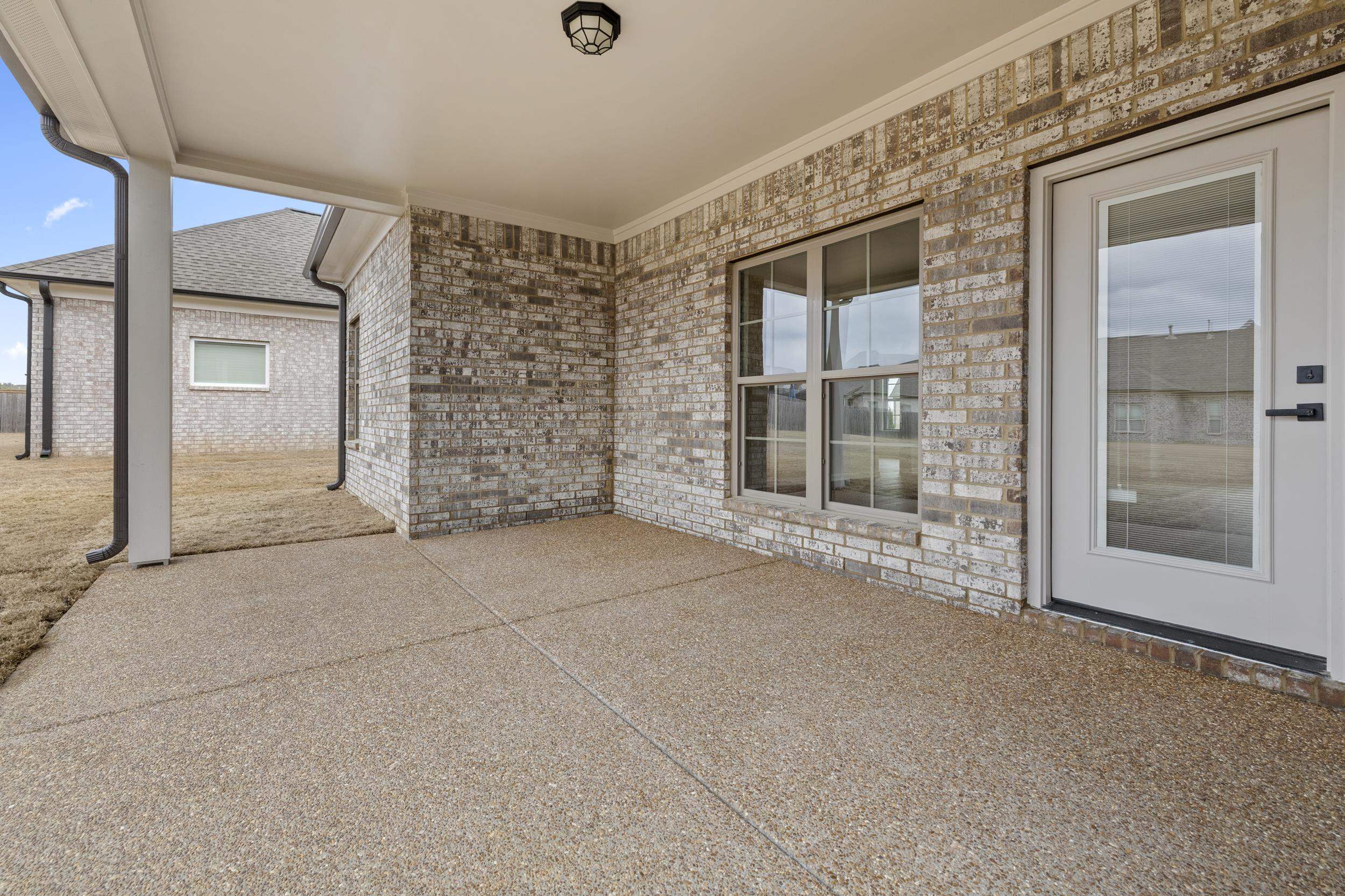 180 OAKLAND RIDGE CV