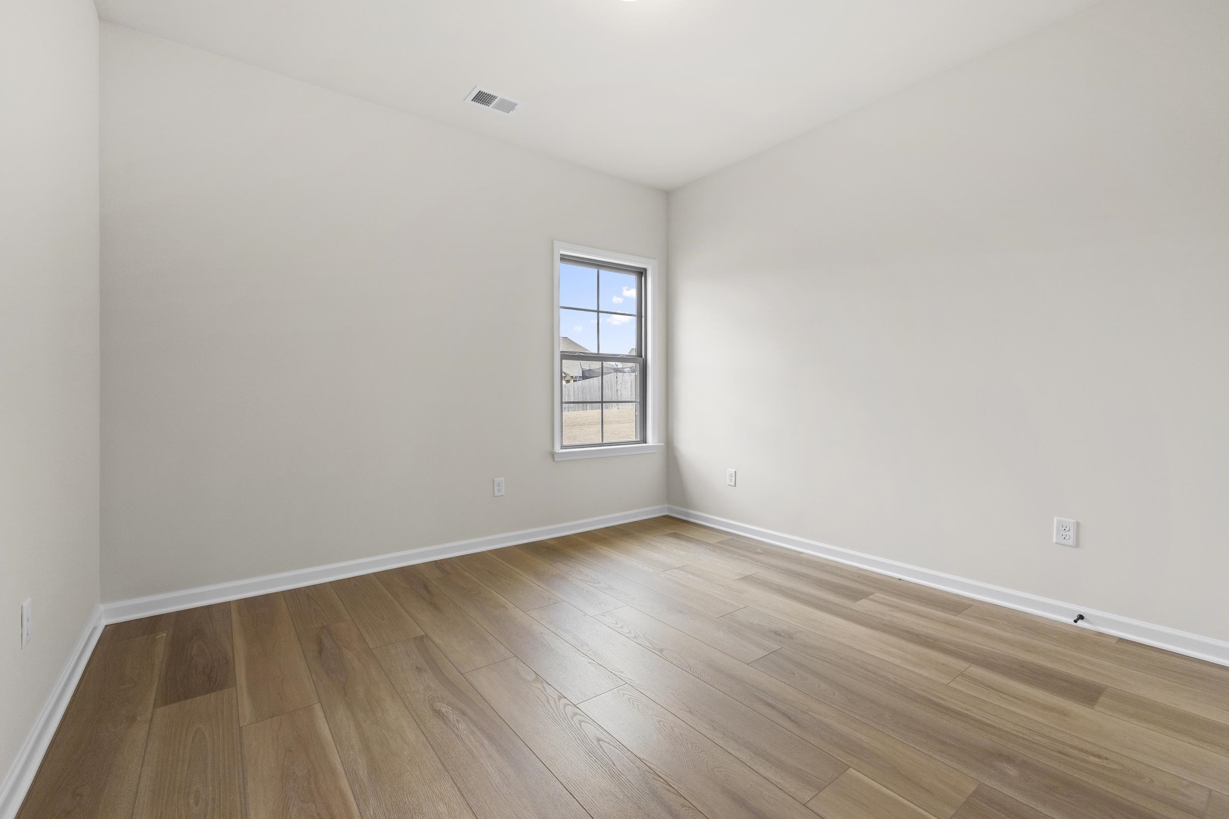 180 OAKLAND RIDGE CV