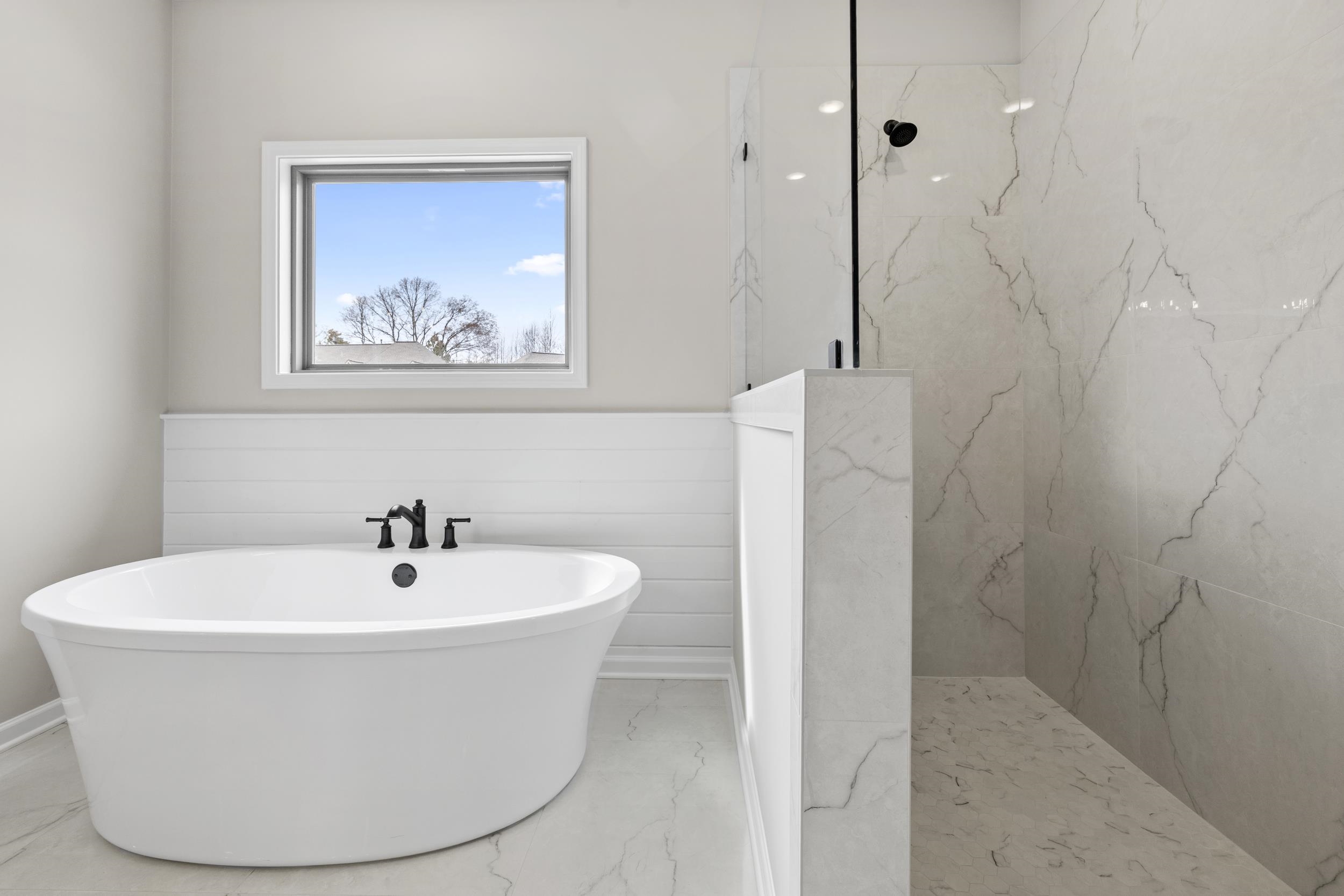 180 OAKLAND RIDGE CV