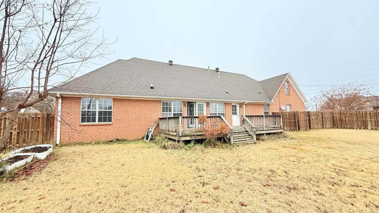 1180 WILLIAMSBURG DR