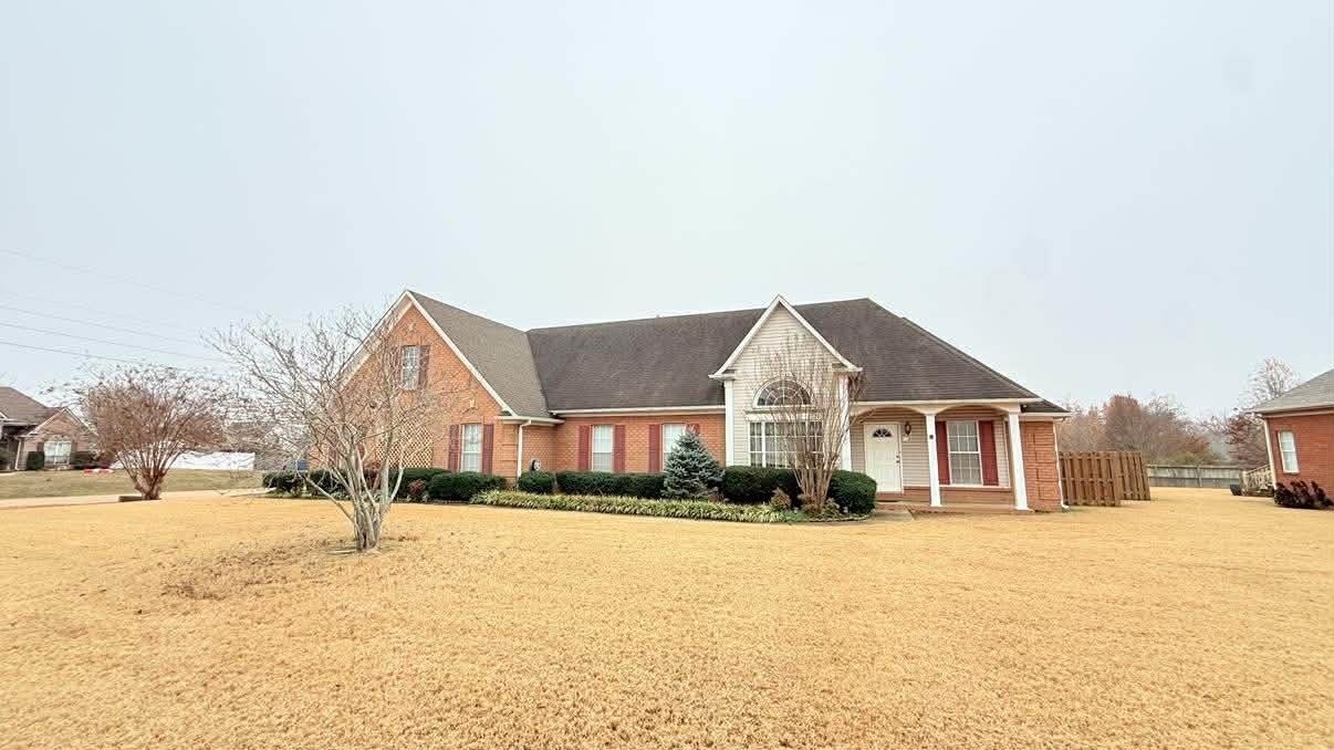1180 WILLIAMSBURG DR
