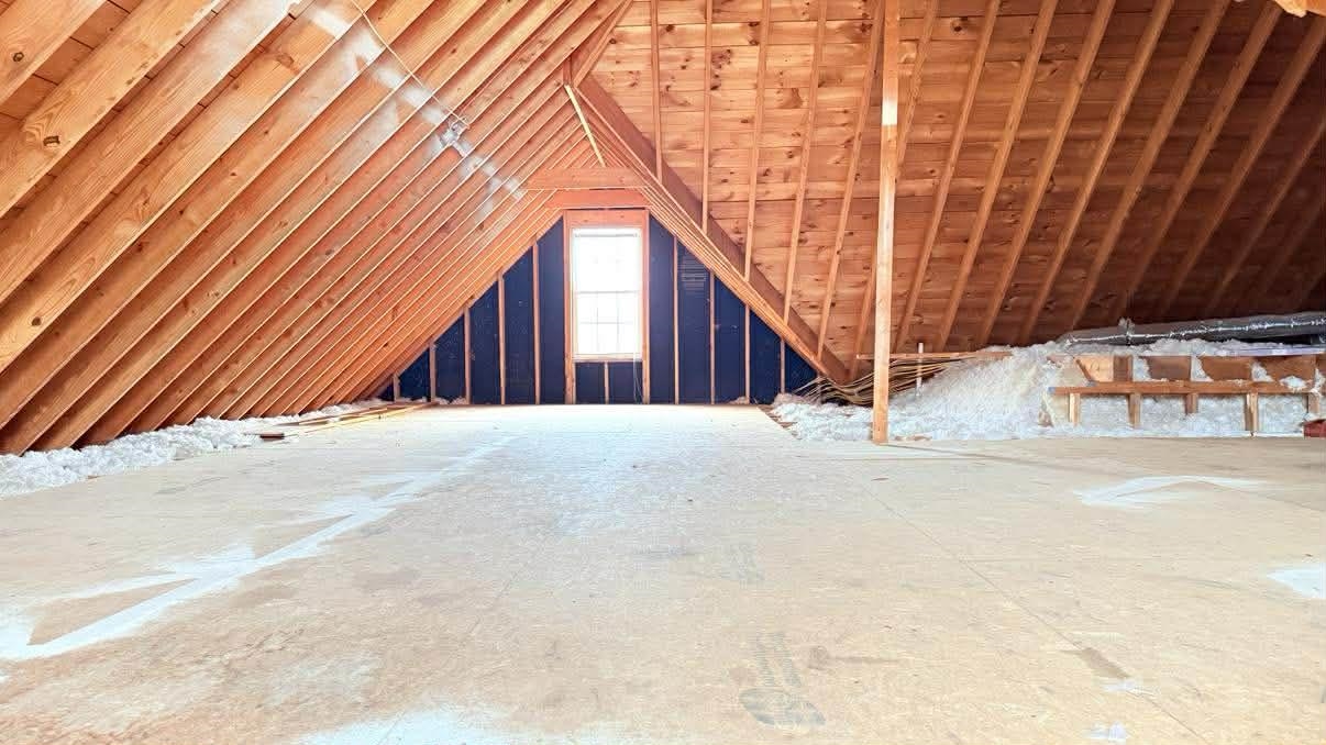 1180 WILLIAMSBURG DR