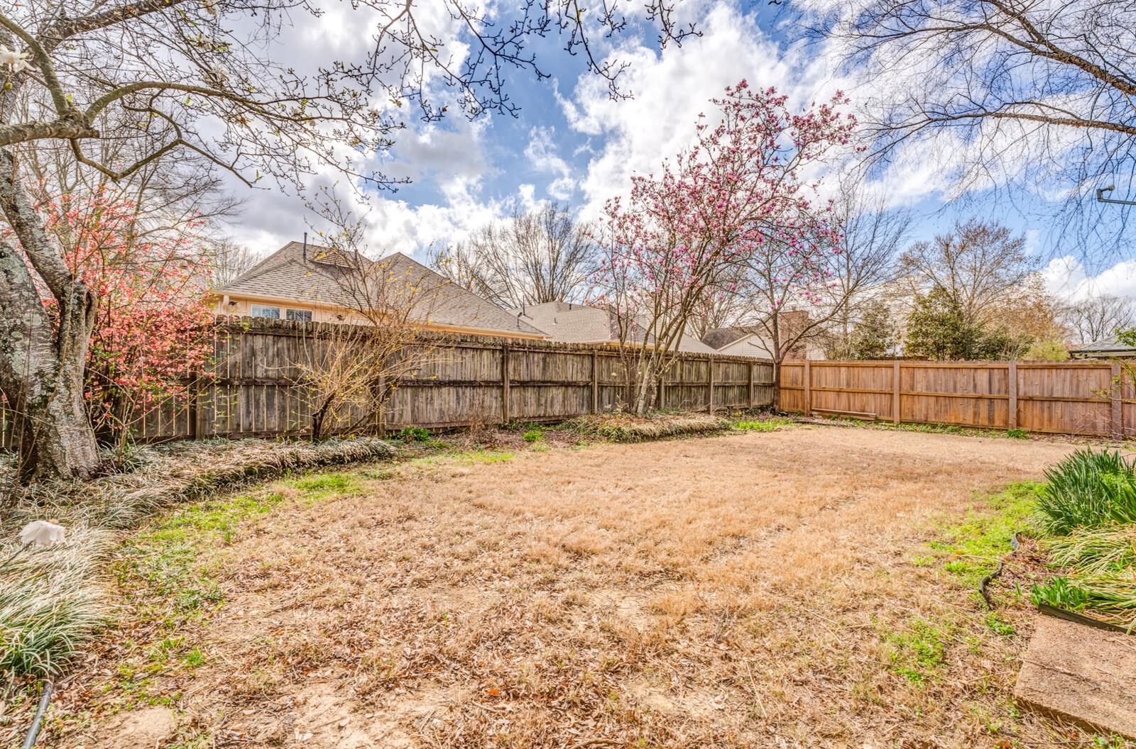 153 MCDONALD GLEN CV