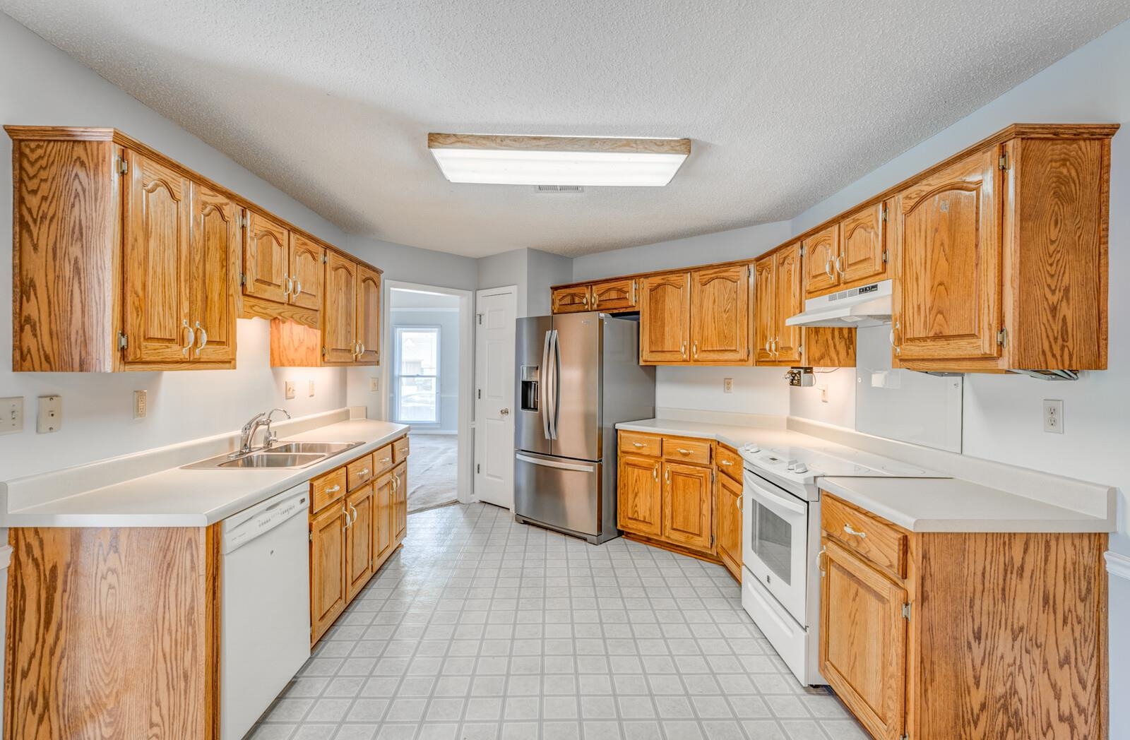 153 MCDONALD GLEN CV