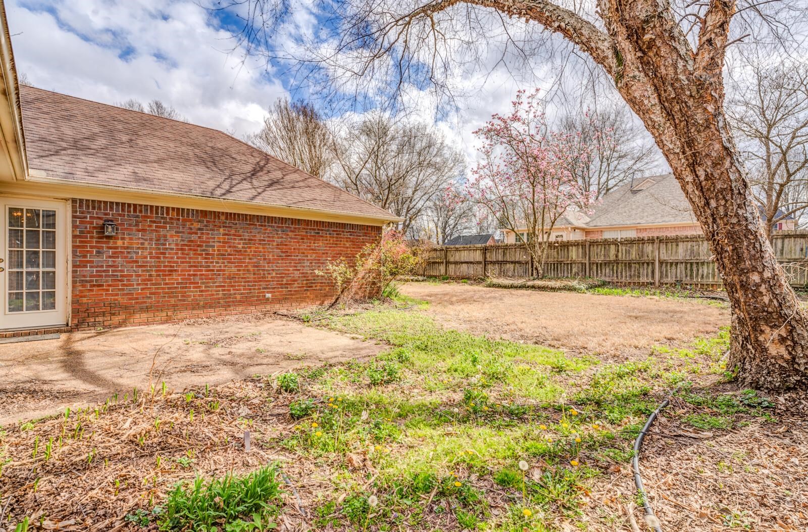 153 MCDONALD GLEN CV