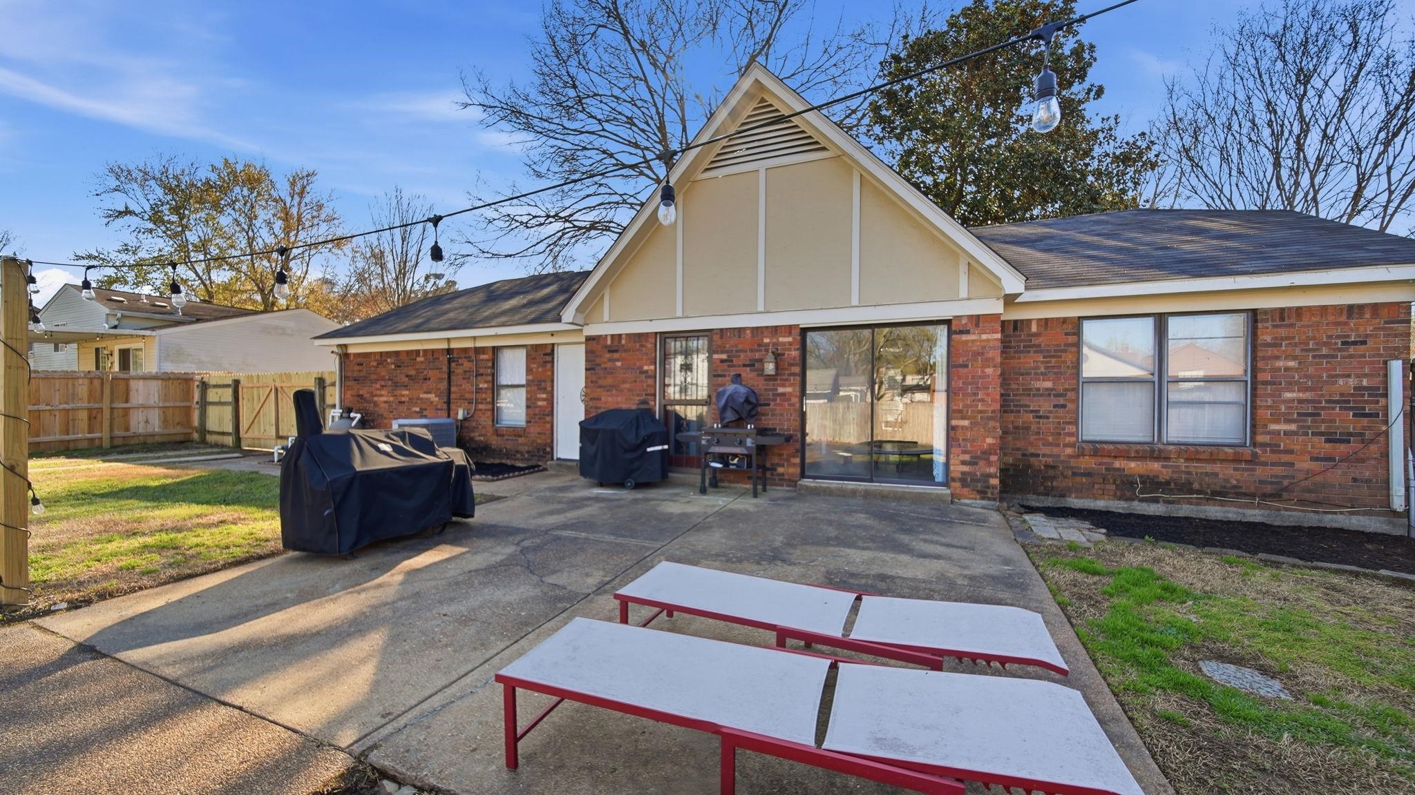 4182 LUTHER RD