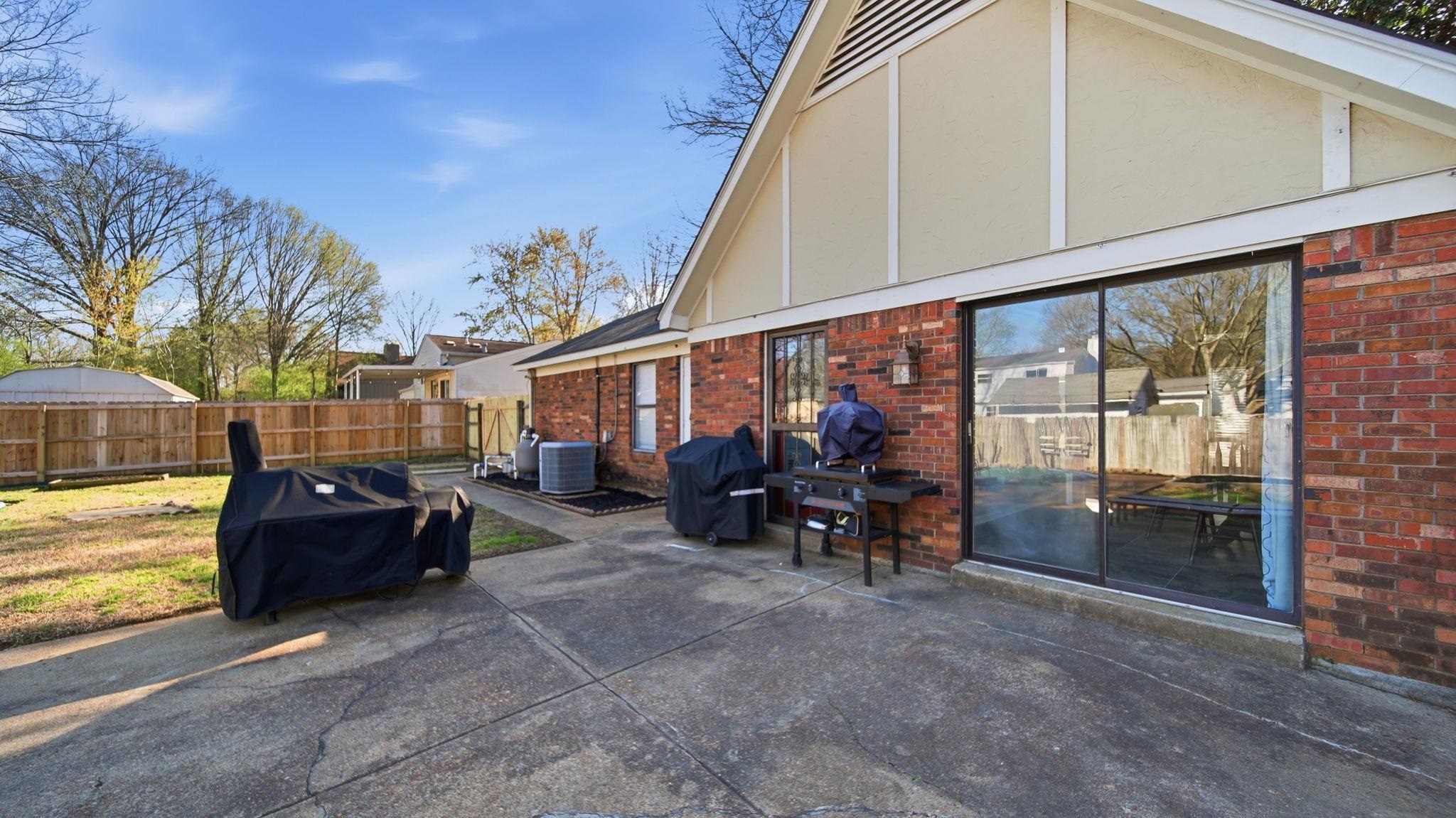 4182 LUTHER RD