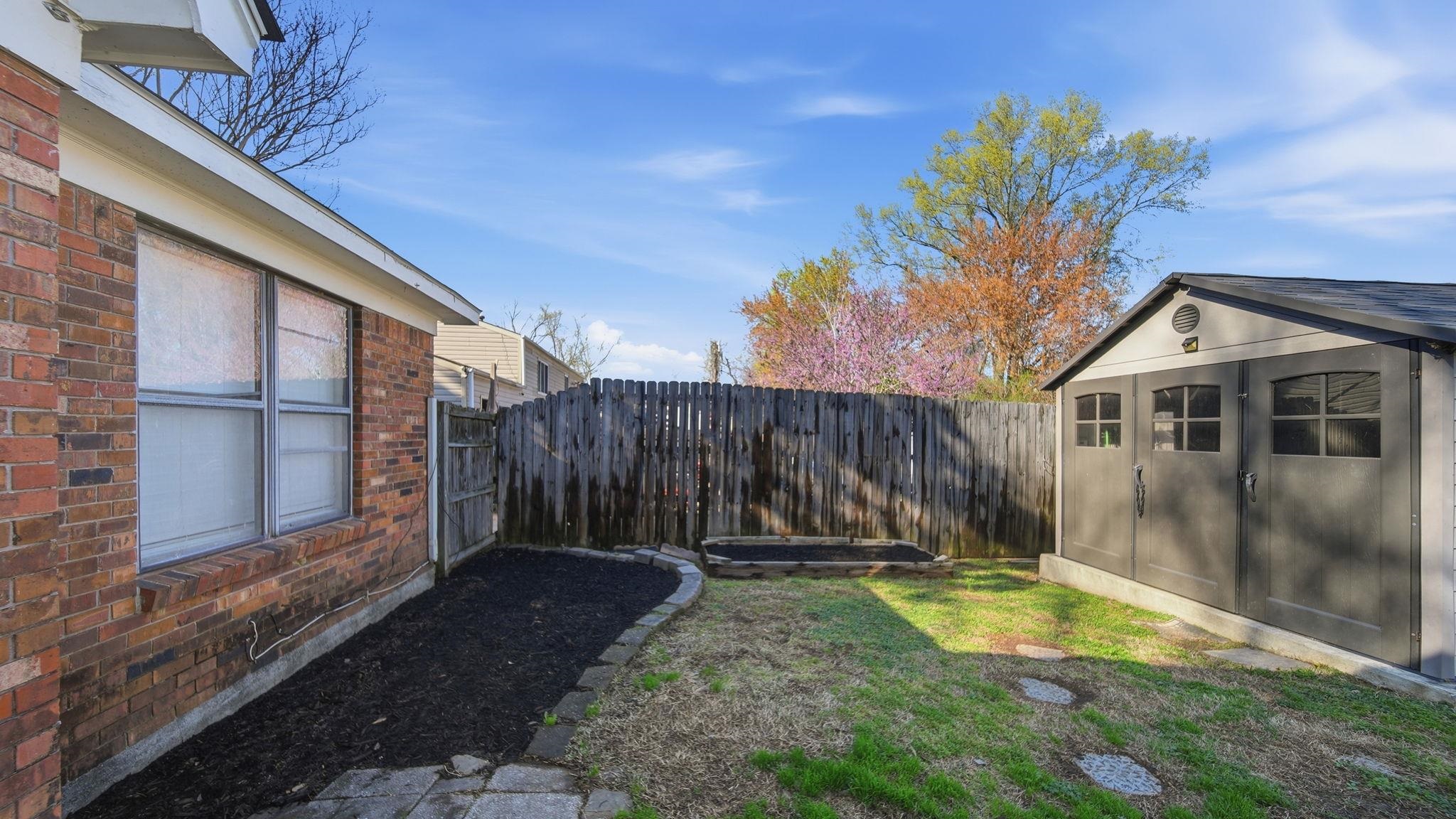 4182 LUTHER RD