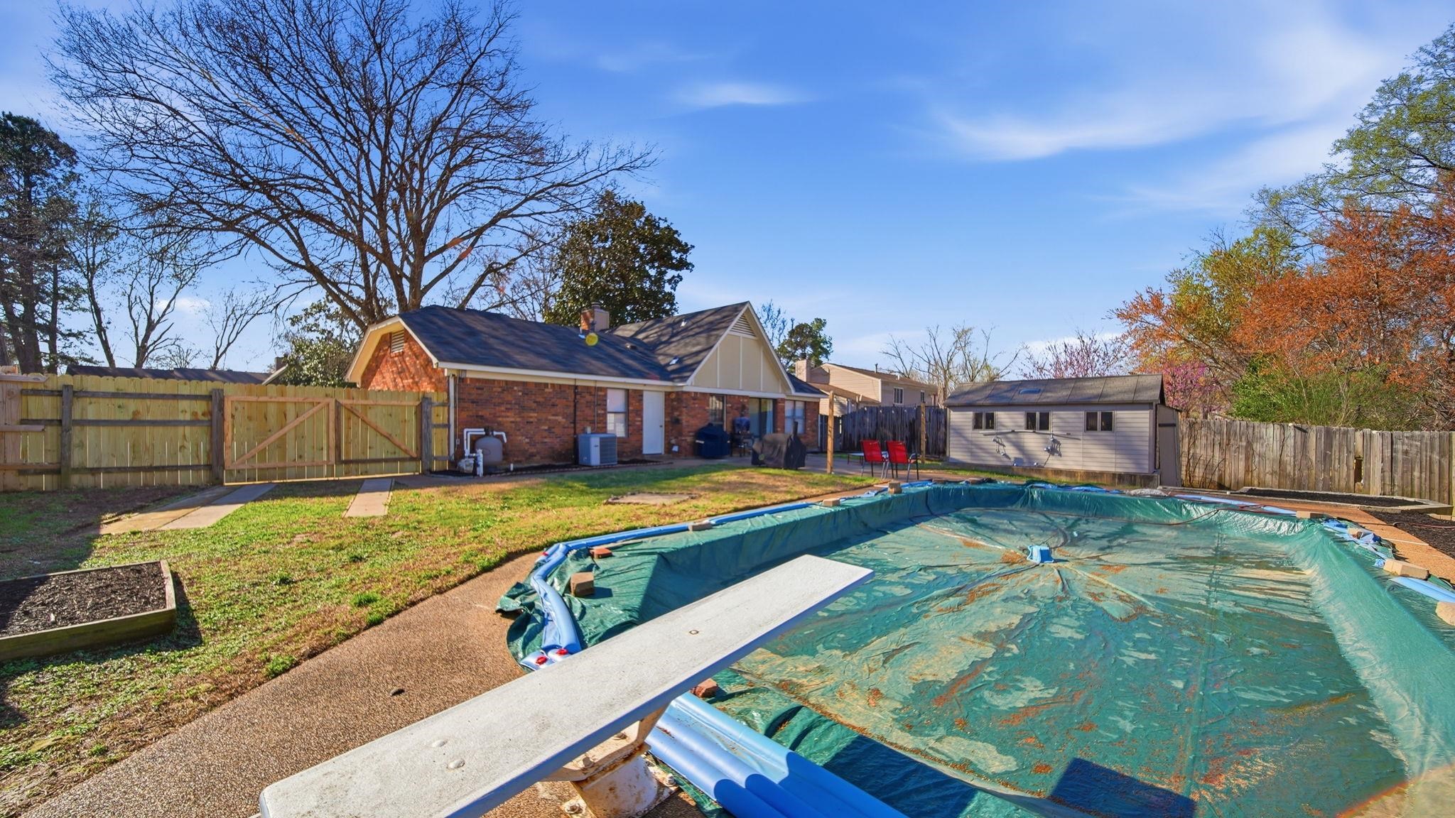 4182 LUTHER RD