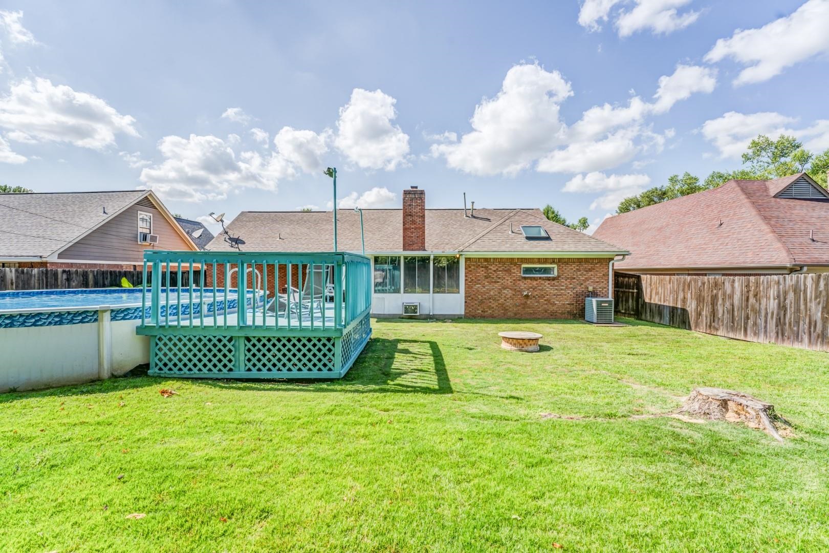 8243 CRIMSON CREEK DR