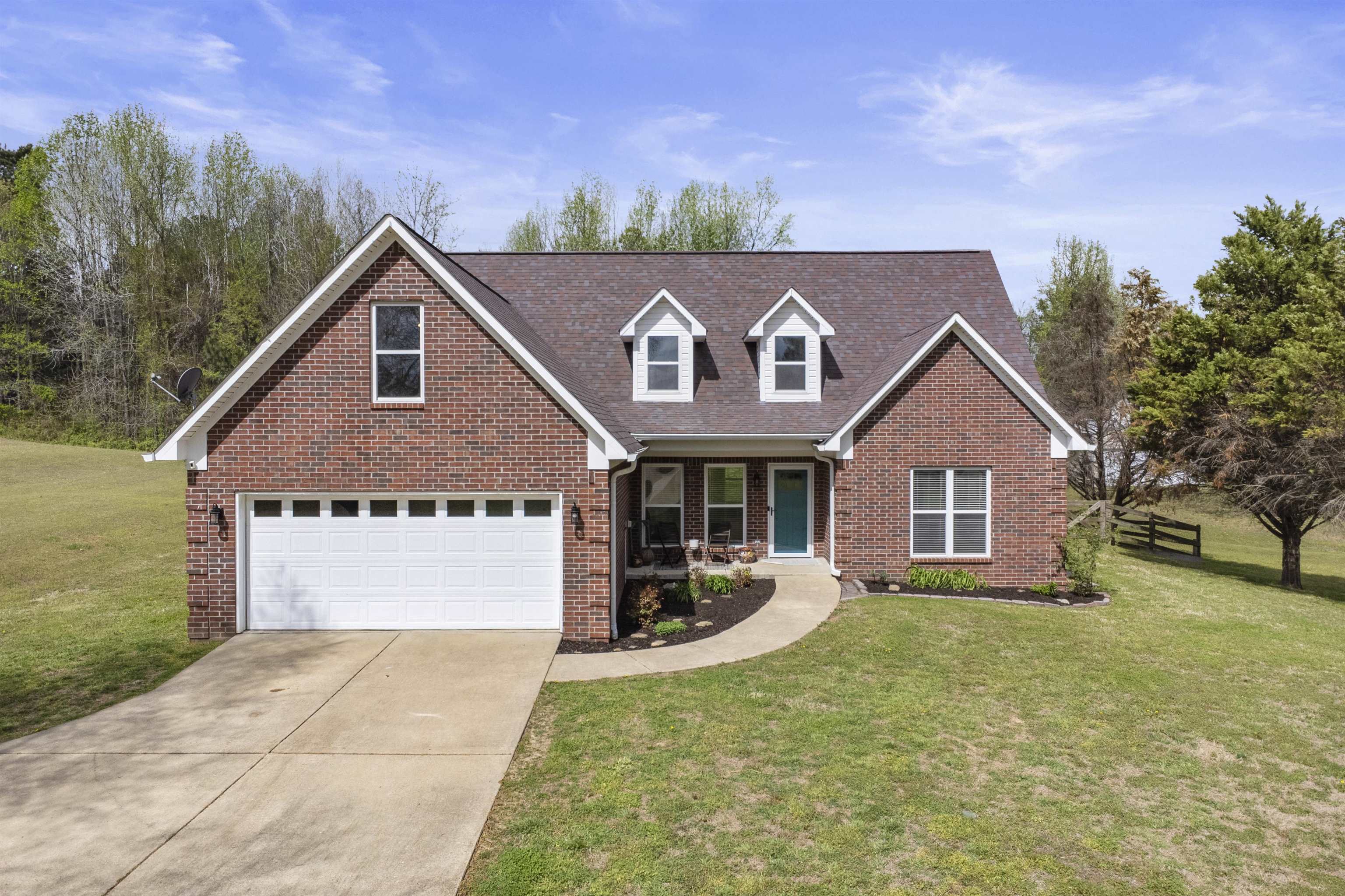 157 PEGGY ANNE LN