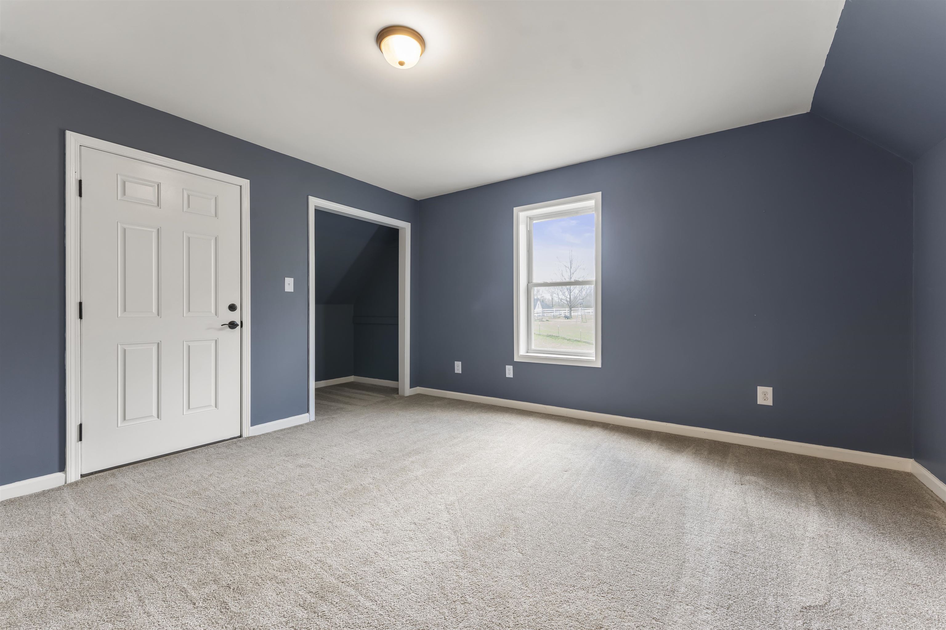 157 PEGGY ANNE LN