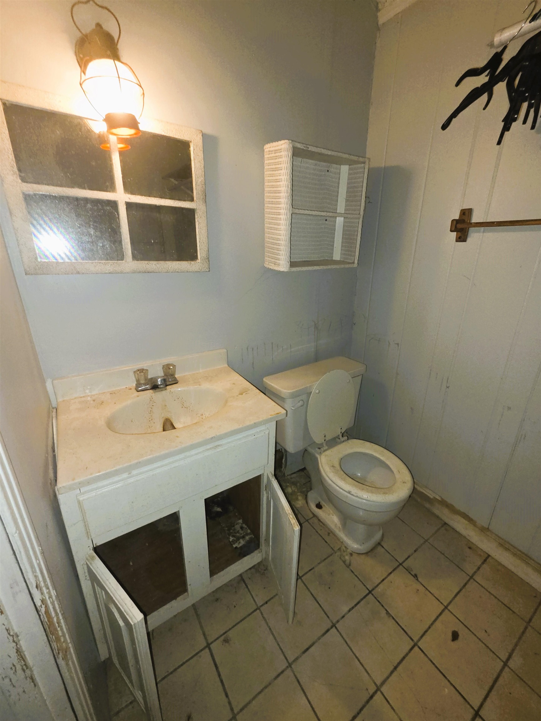 6751 NAVY RD