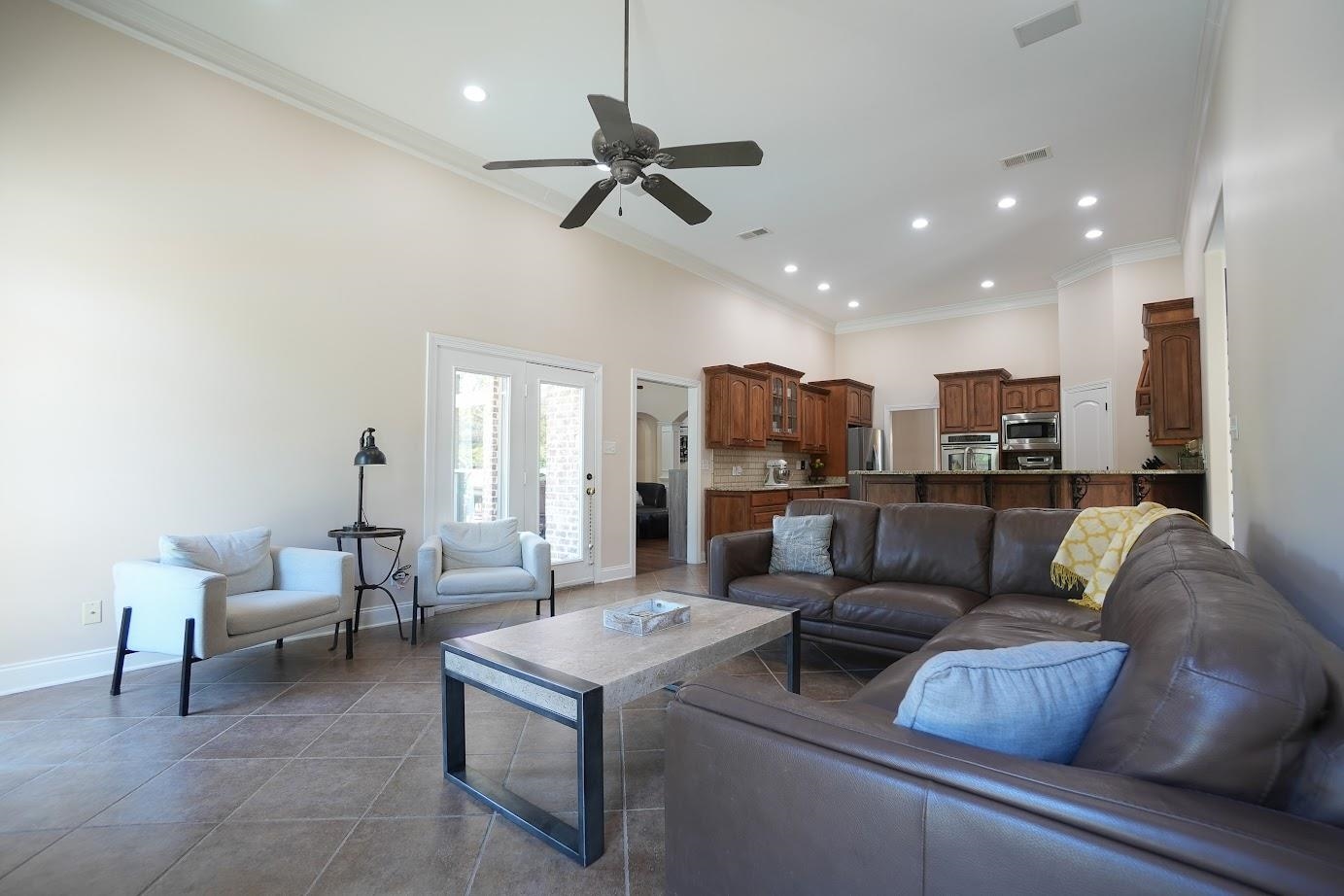 270 FAIR MEADOWS LN