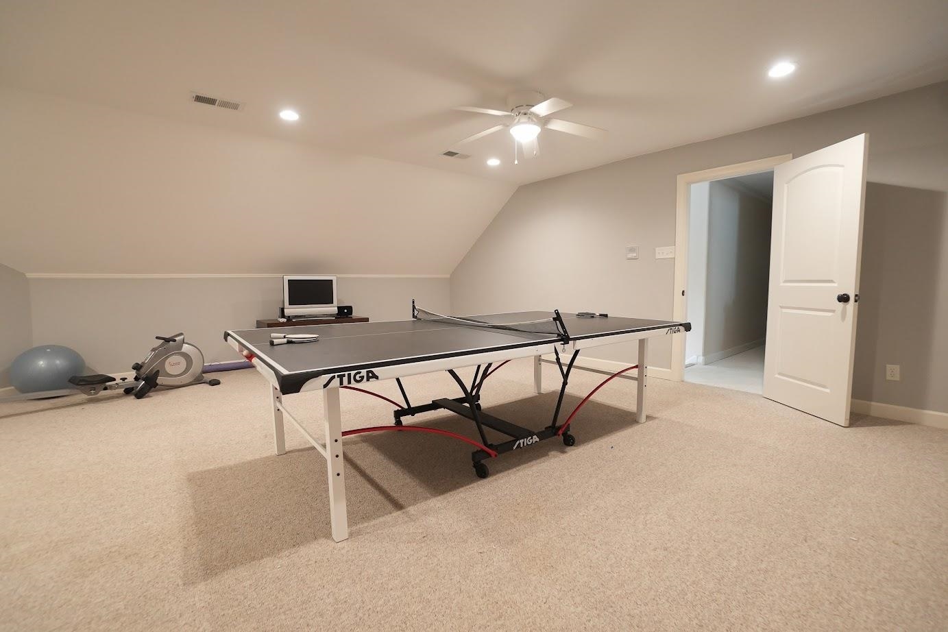270 FAIR MEADOWS LN