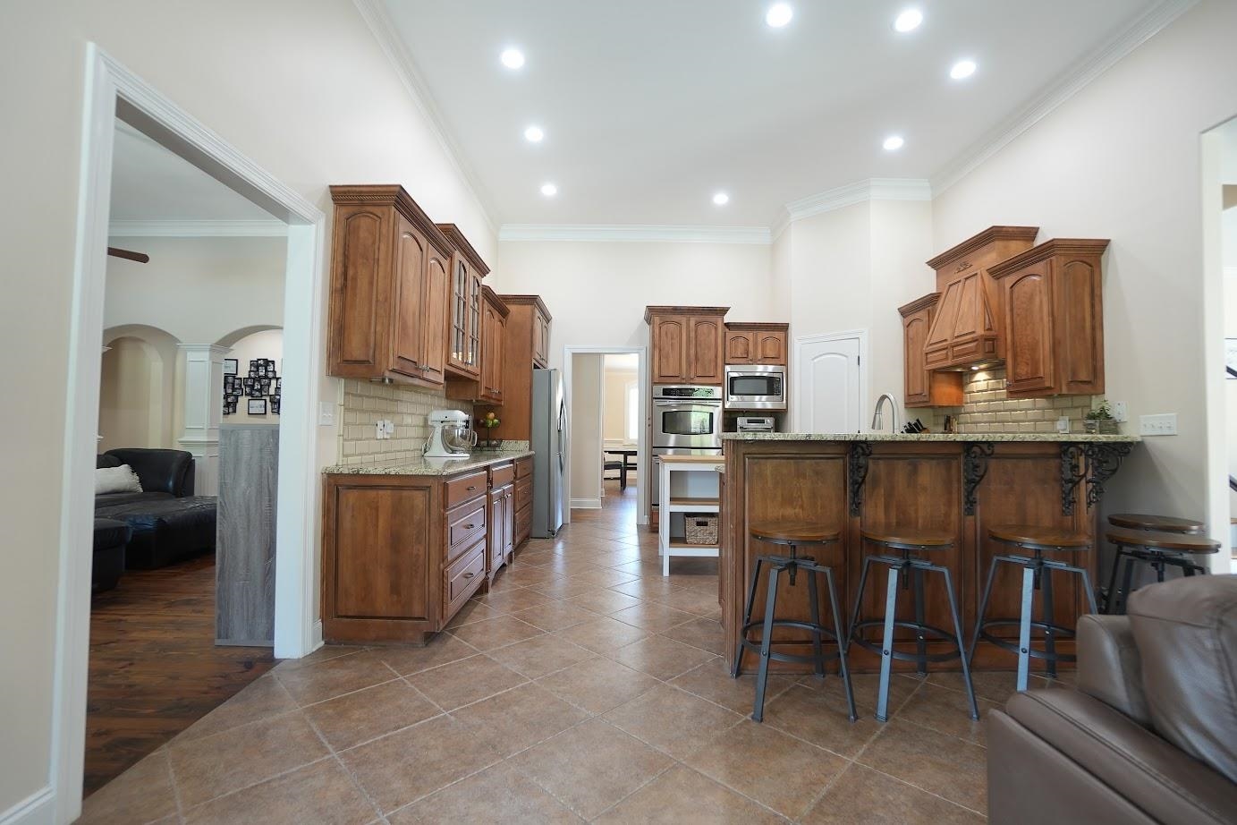 270 FAIR MEADOWS LN