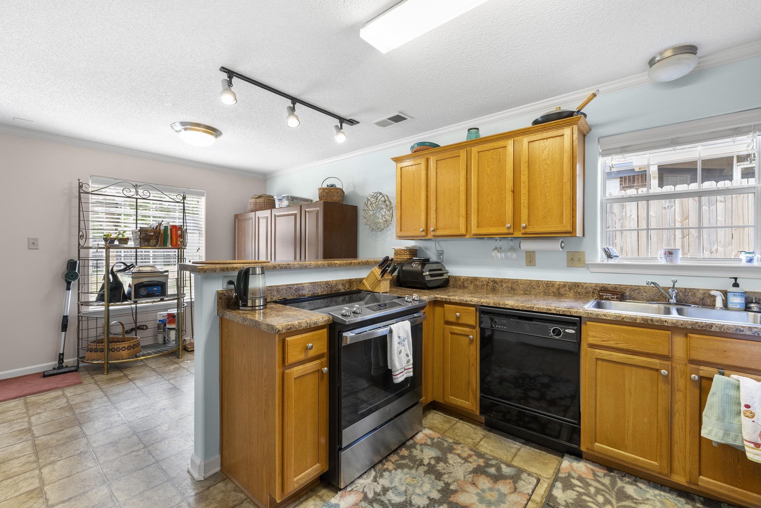 20 WILLOW BIRCH CV