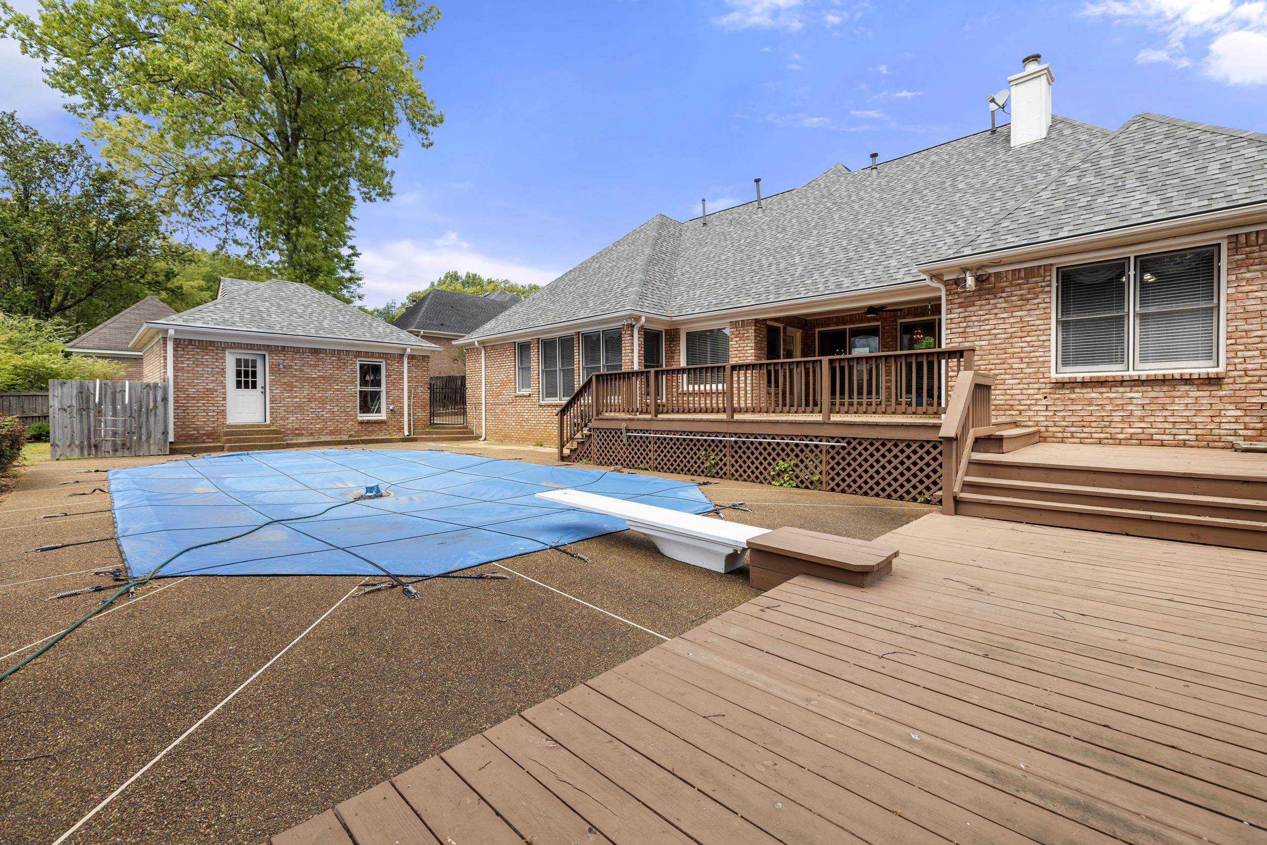 6845 BAUDETTE DR