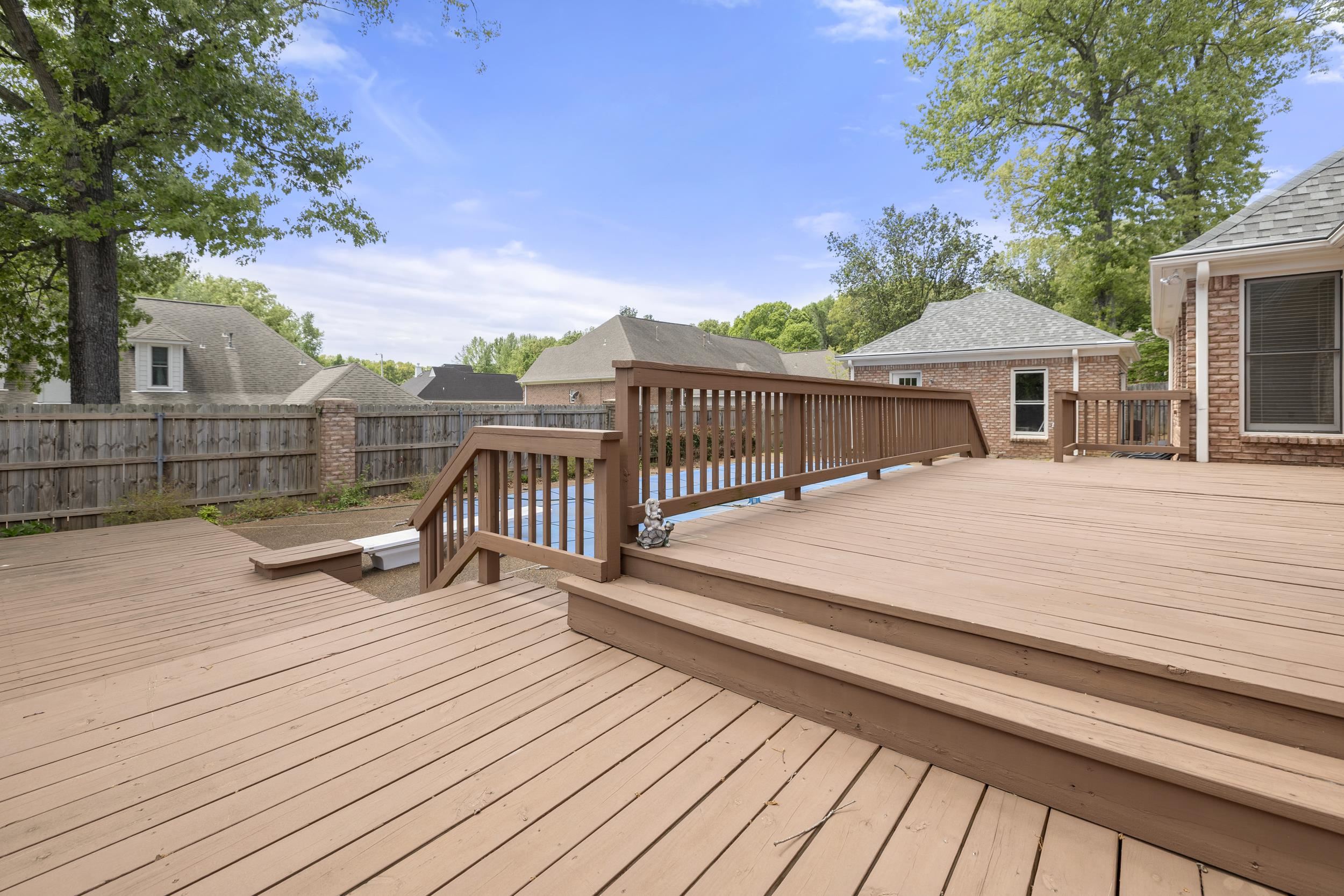 6845 BAUDETTE DR