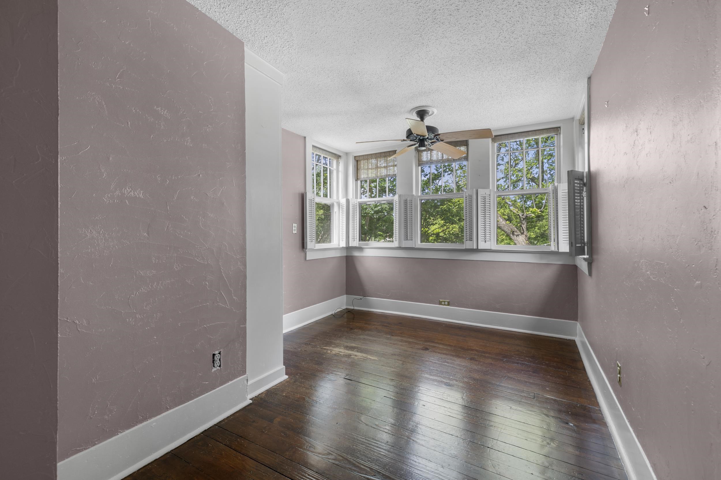 212 FLORENCE AVE