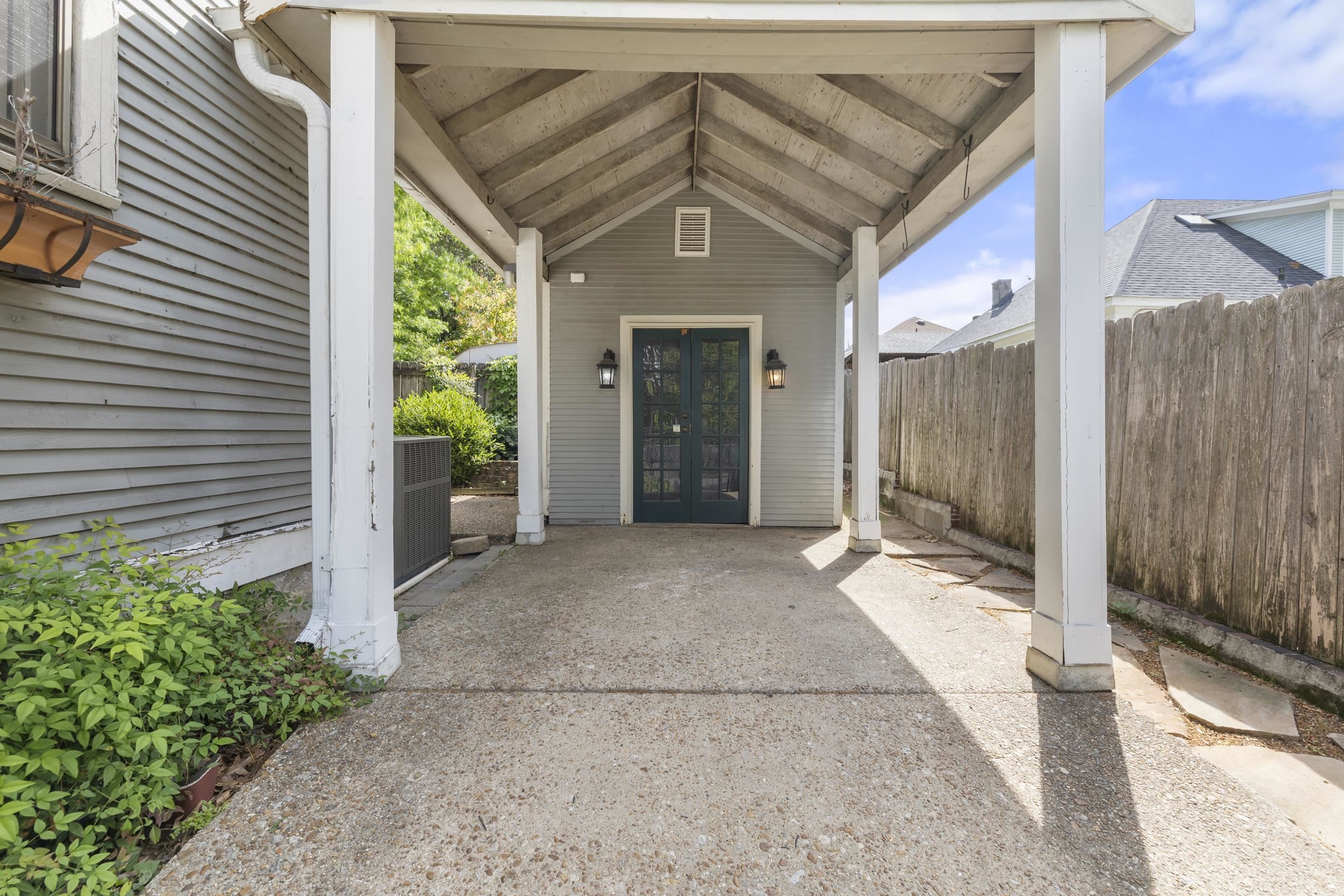 212 FLORENCE AVE