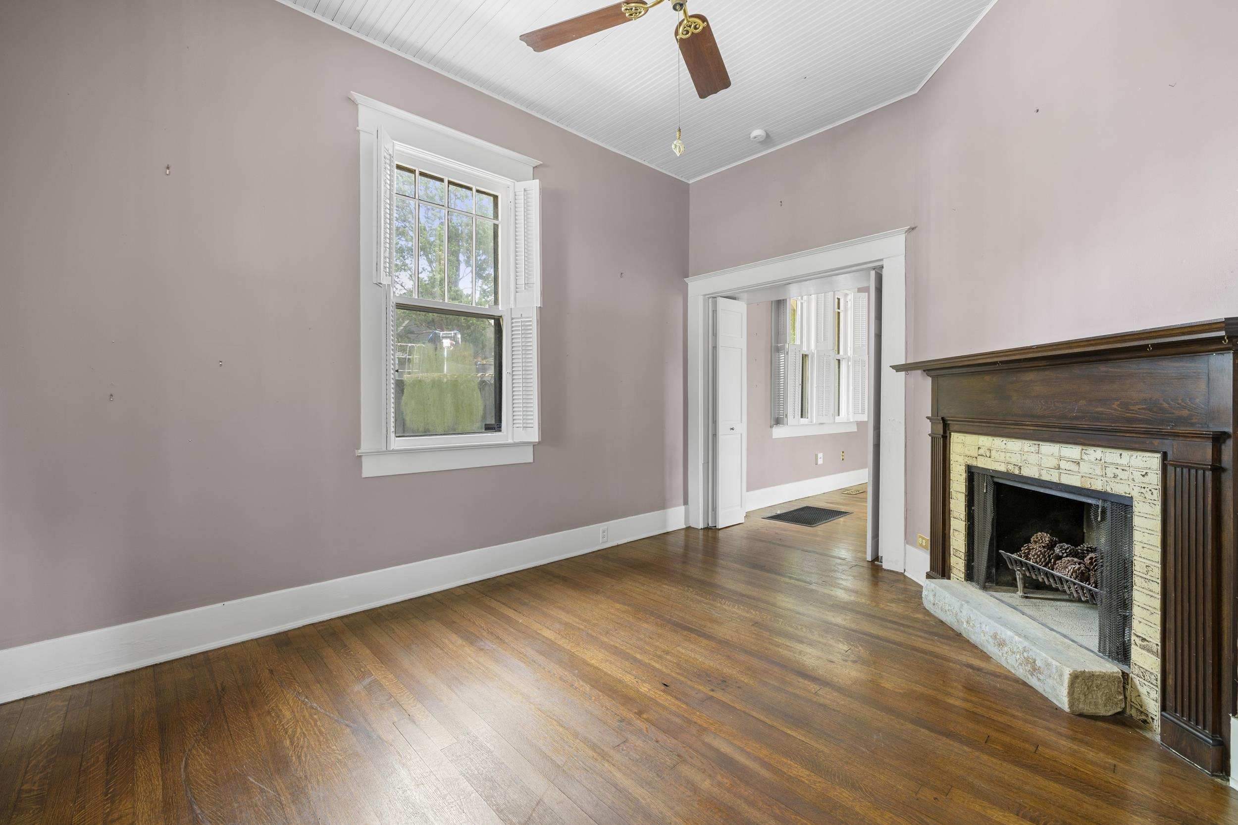212 FLORENCE AVE