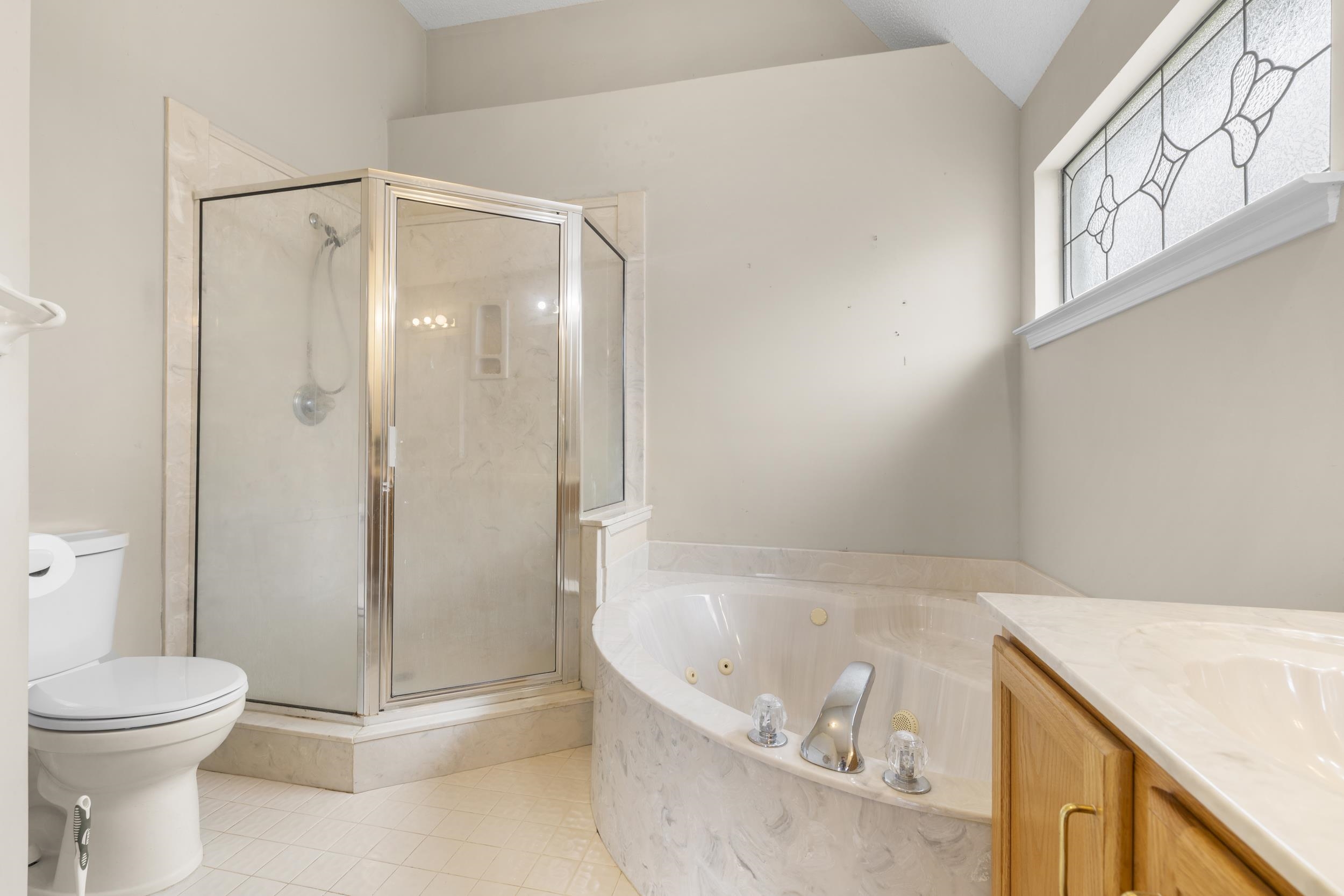 295 OAK RIDGE DR
