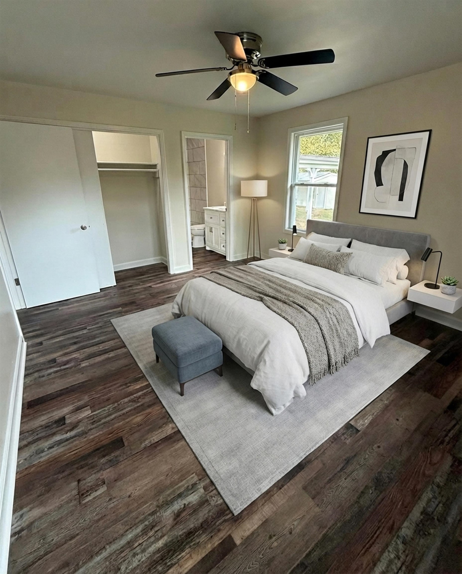 110 ROLLING OAKS DR