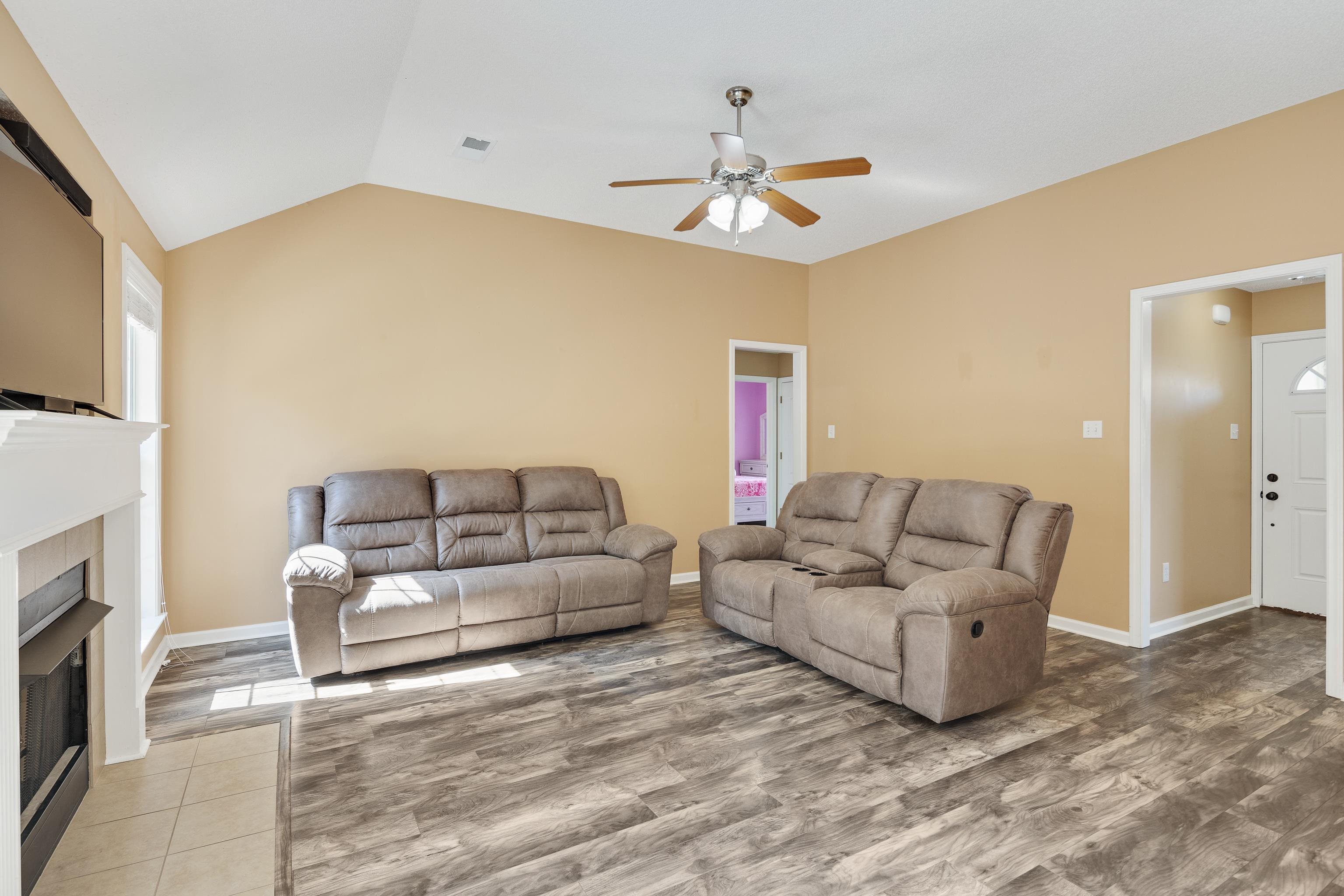 525 TATE DR