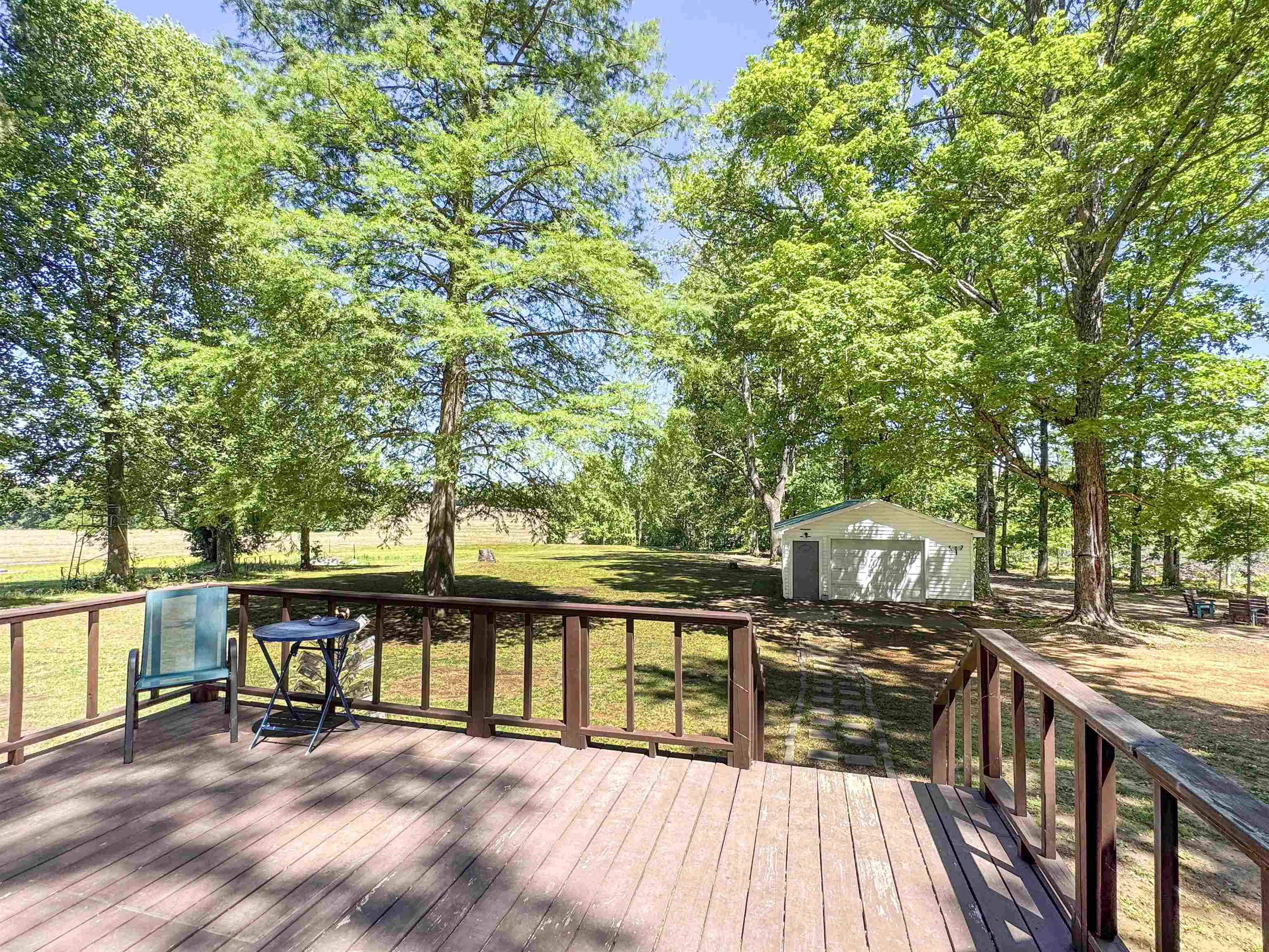 446 S CANAAN GROVE RD