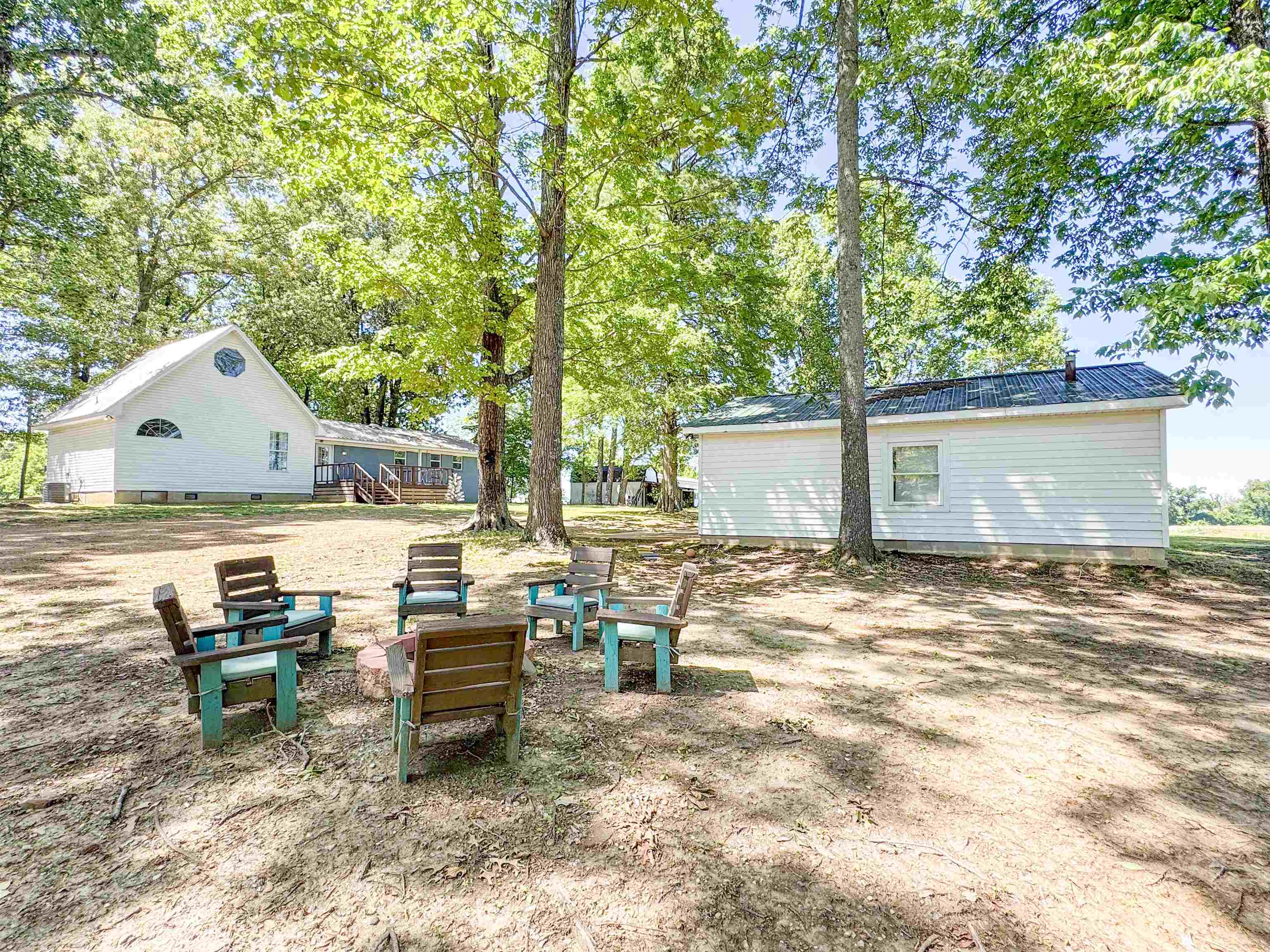 446 S CANAAN GROVE RD