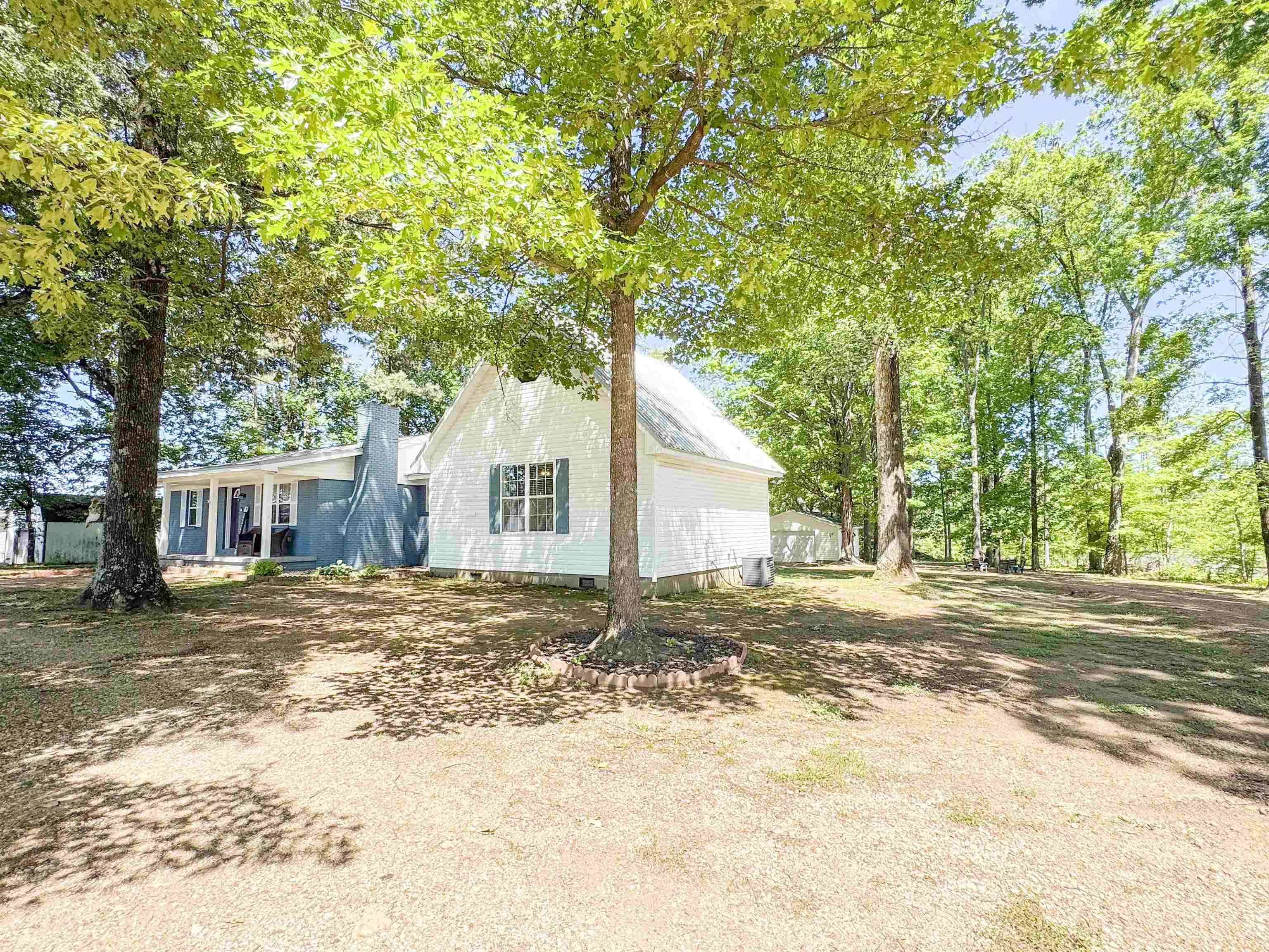 446 S CANAAN GROVE RD