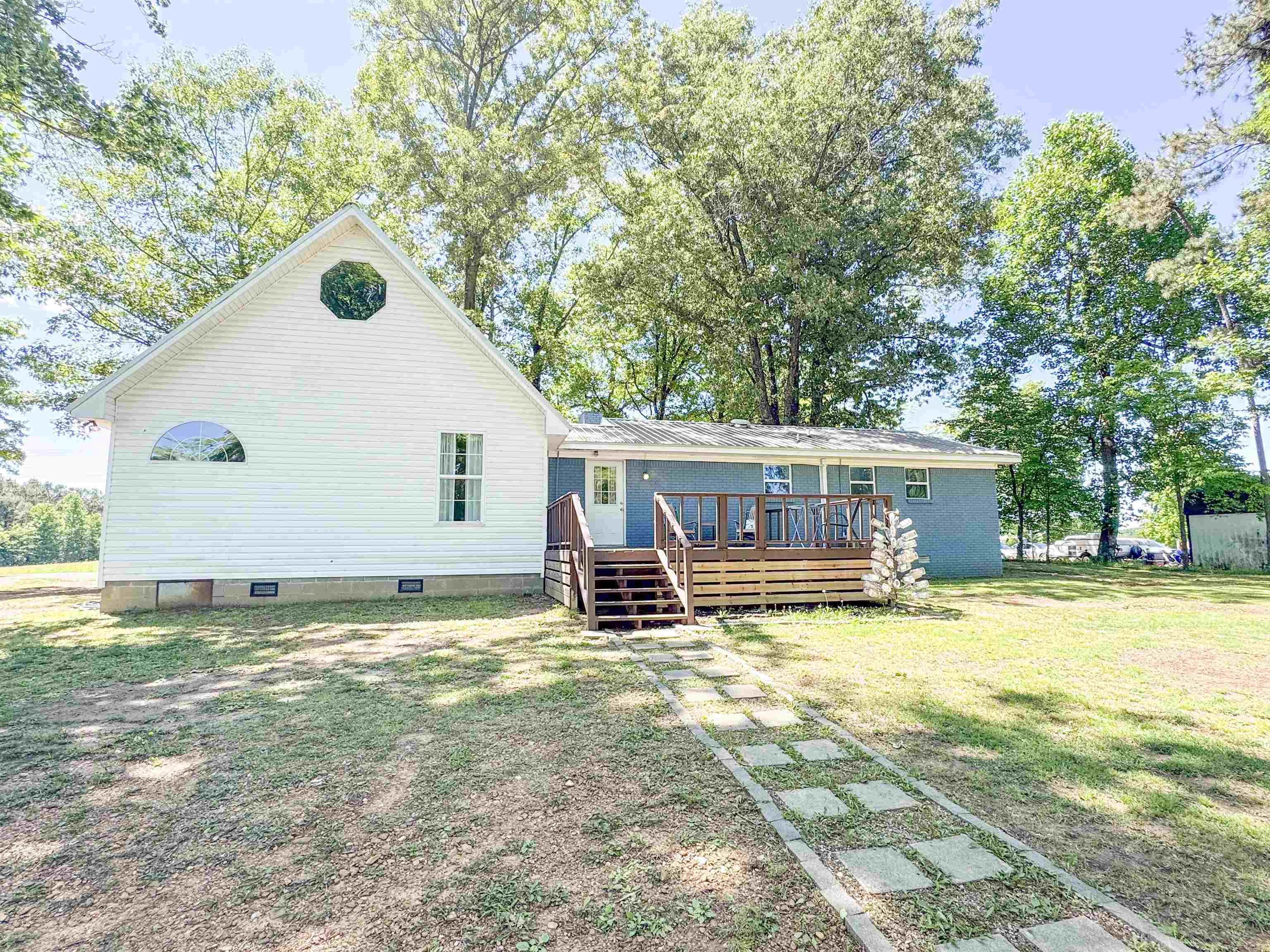 446 S CANAAN GROVE RD