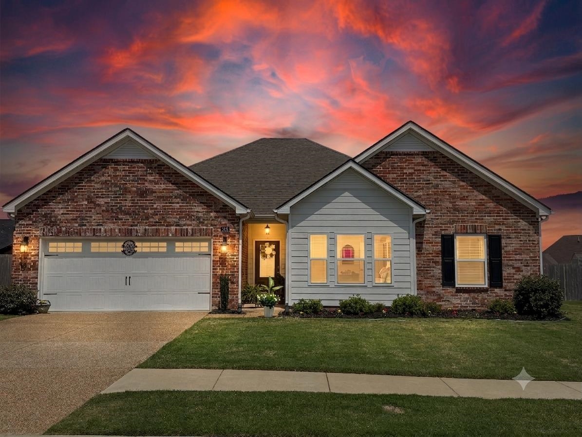 160 DAISY DR