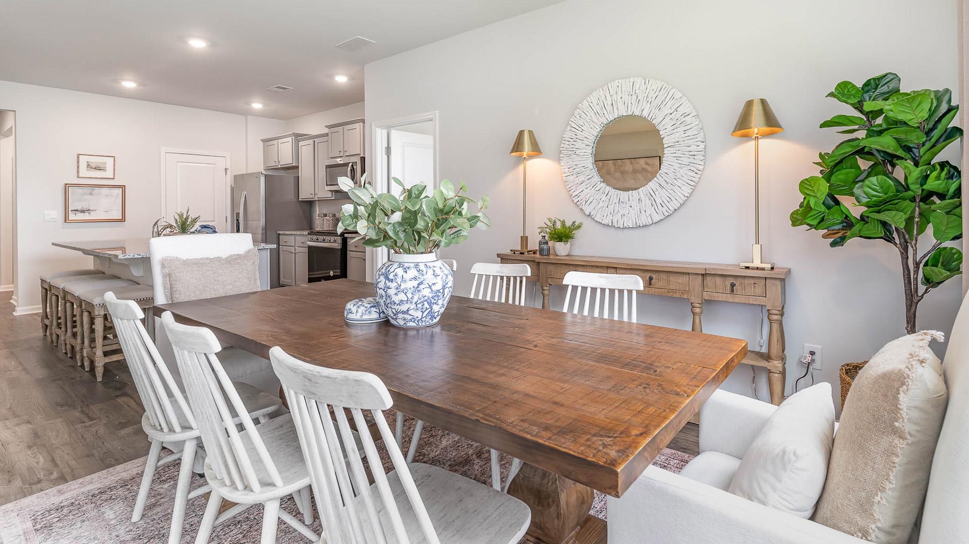 6892 BASUN CIR W Unit: 37