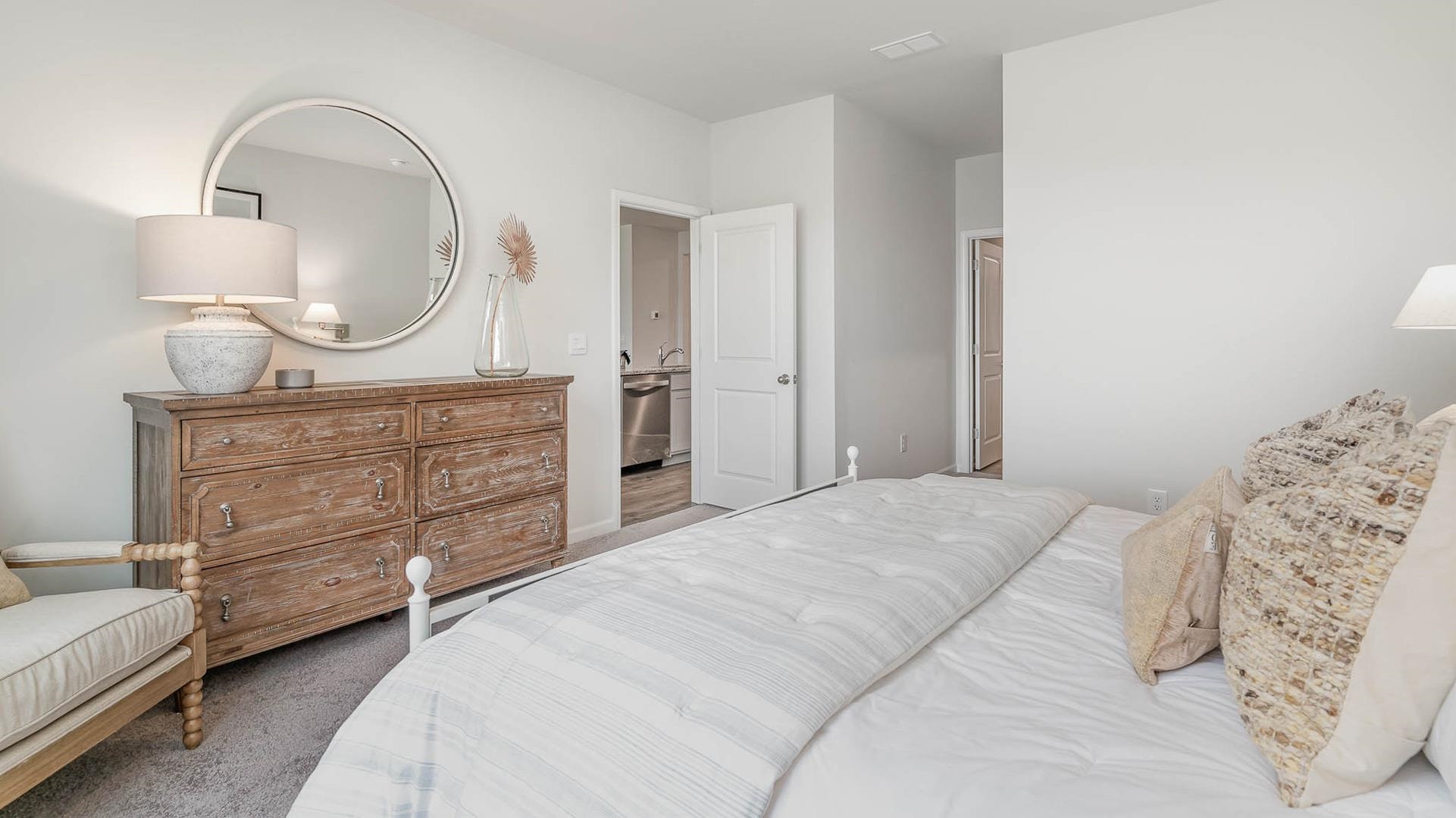 6892 BASUN CIR W Unit: 37