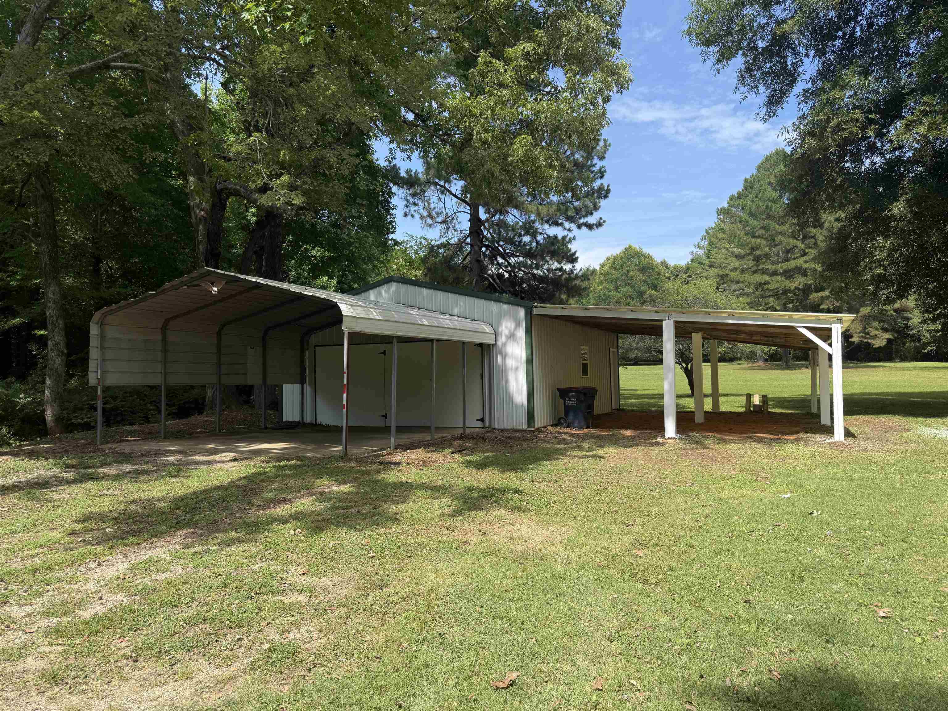 195 POOLE RD