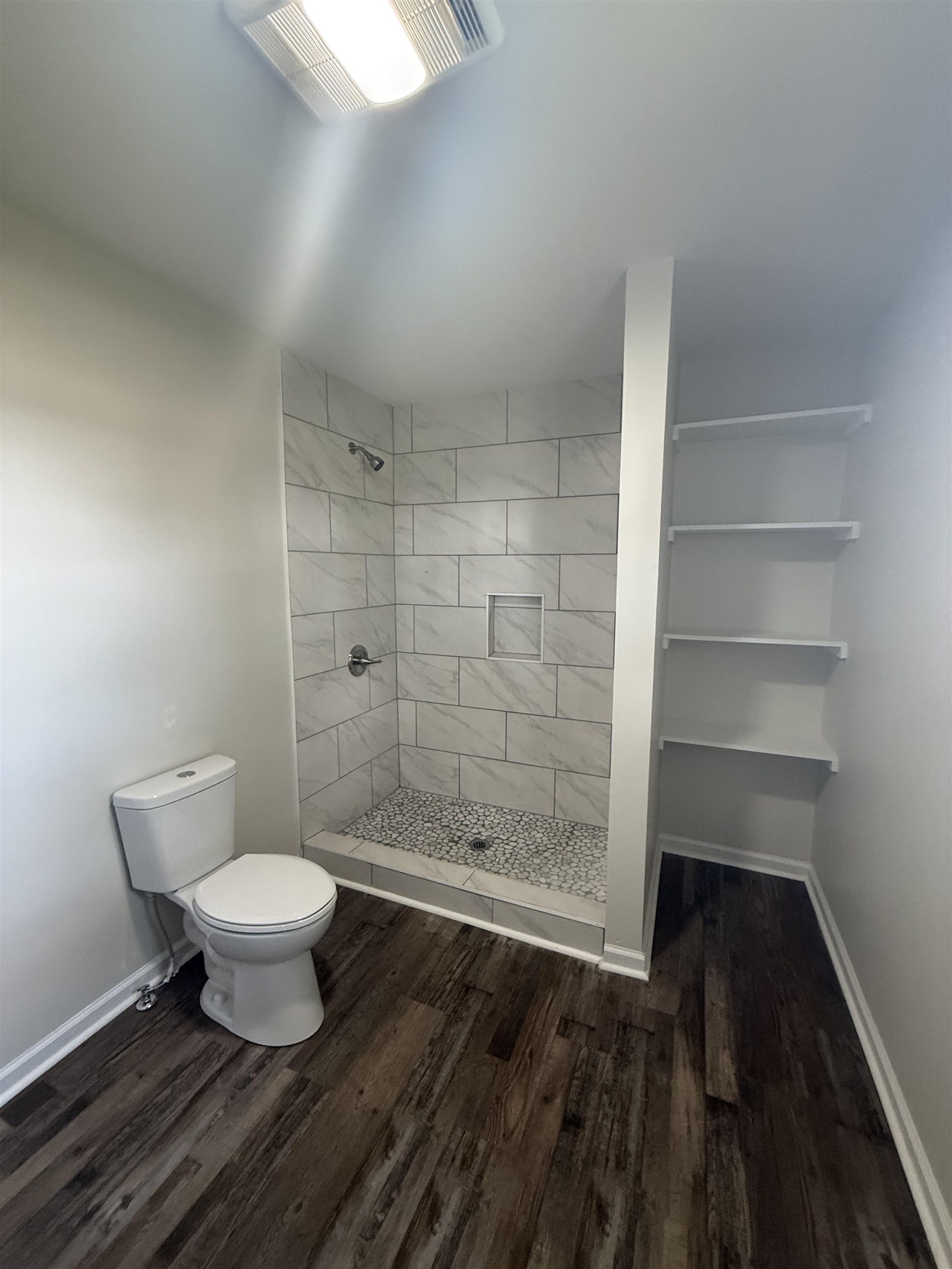 170 LEAPWOOD DR