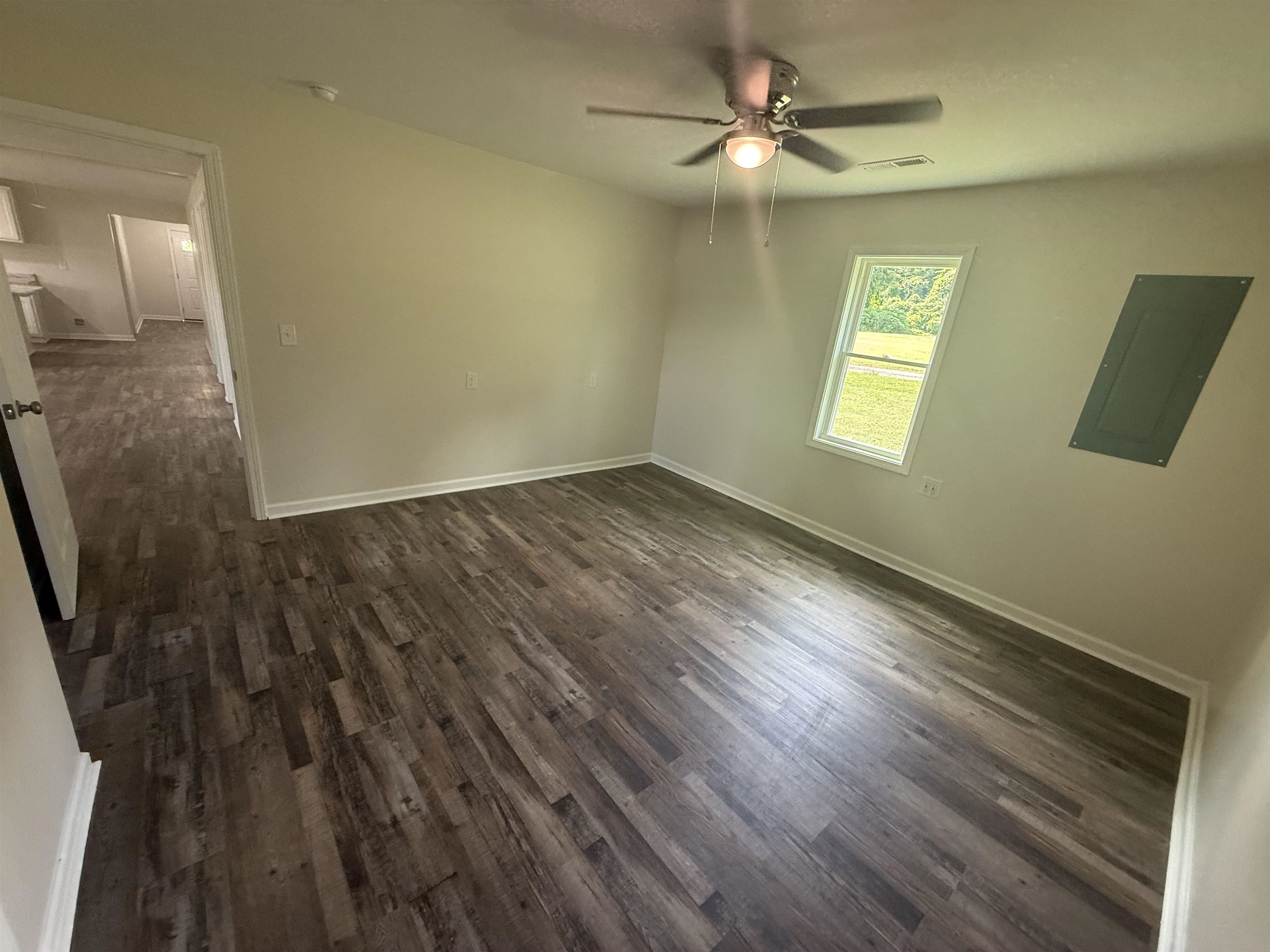 170 LEAPWOOD DR