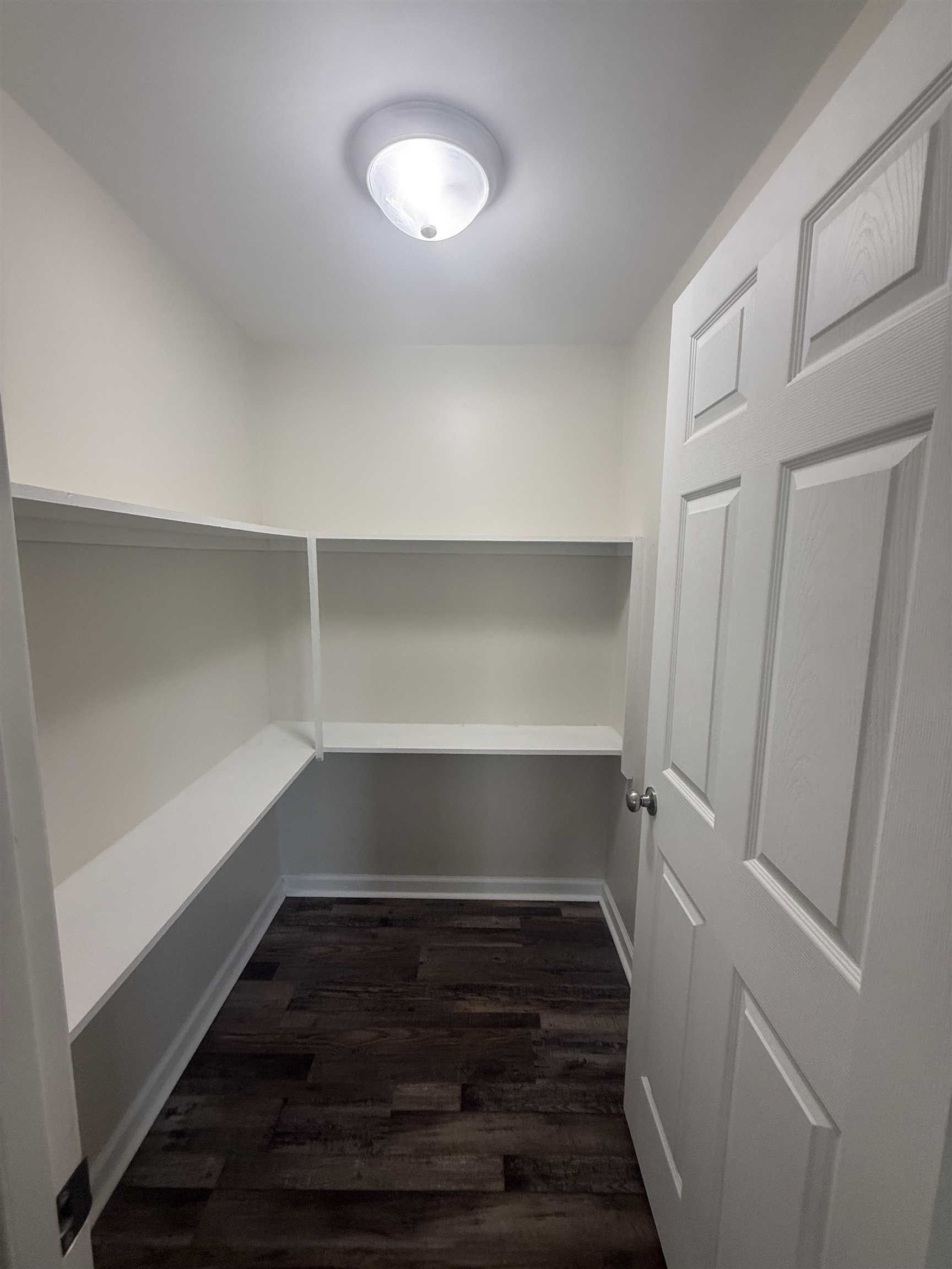 170 LEAPWOOD DR