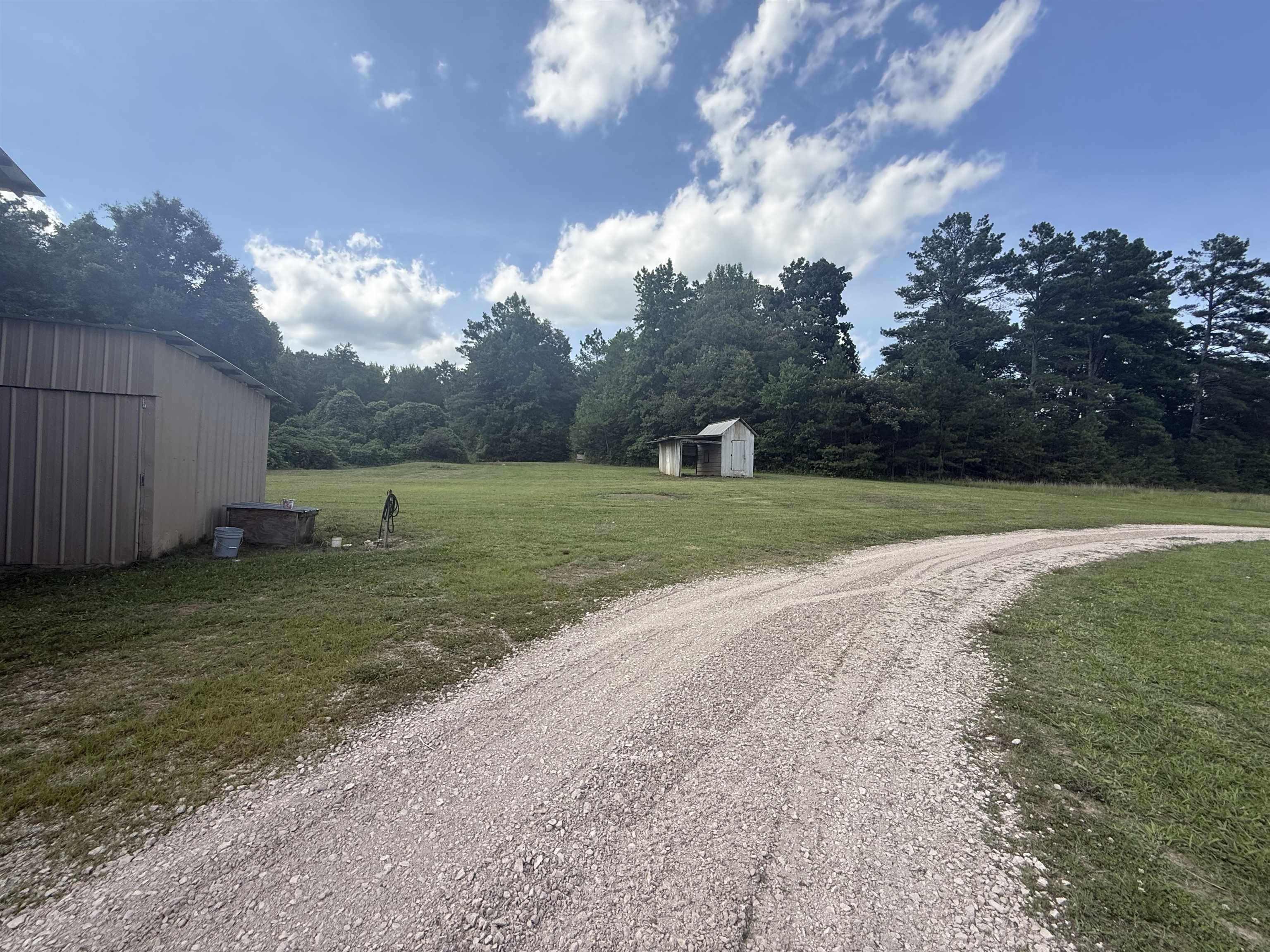170 LEAPWOOD DR