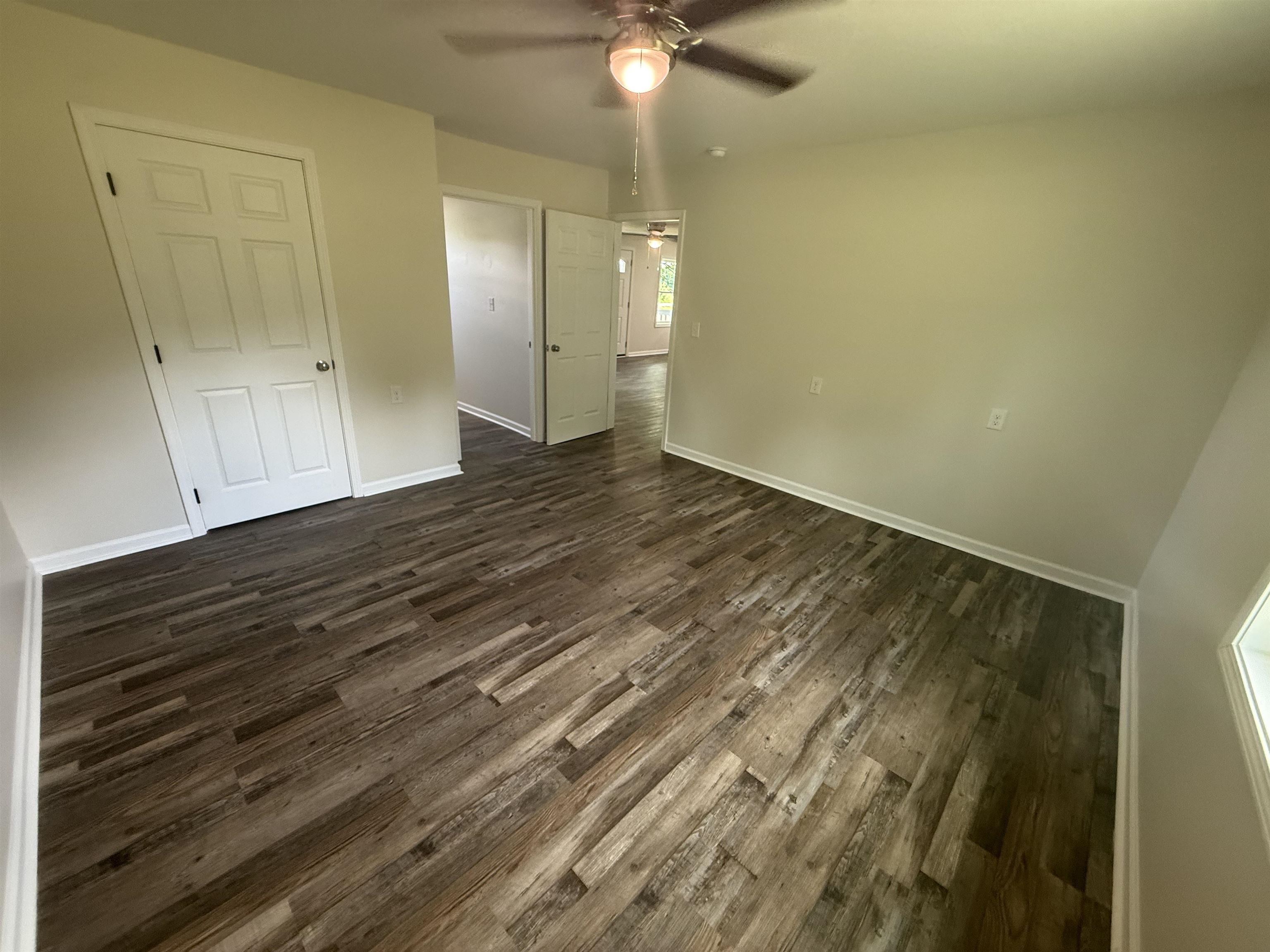 170 LEAPWOOD DR