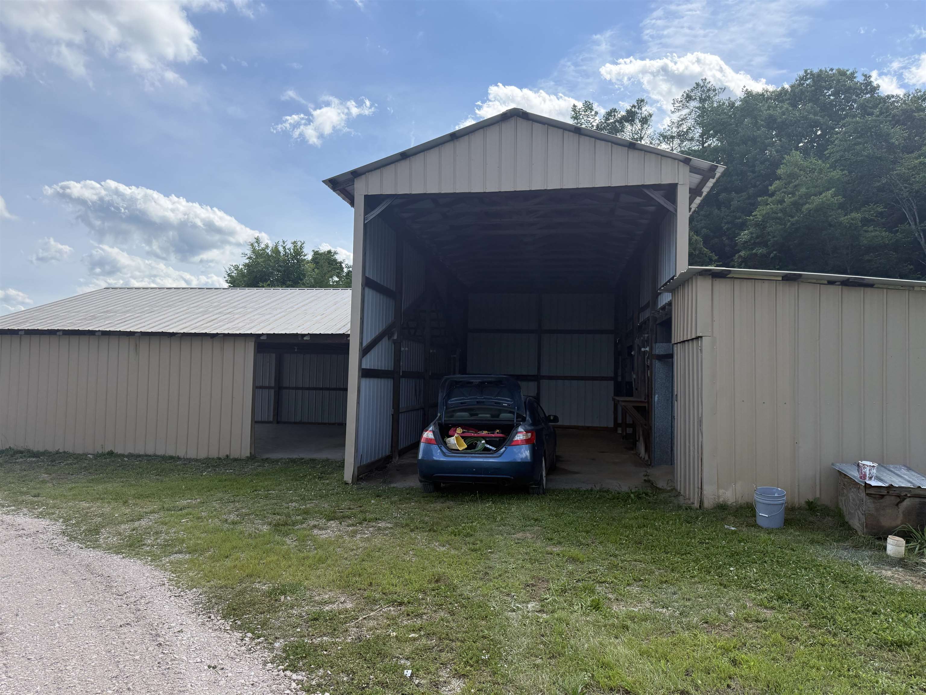 170 LEAPWOOD DR