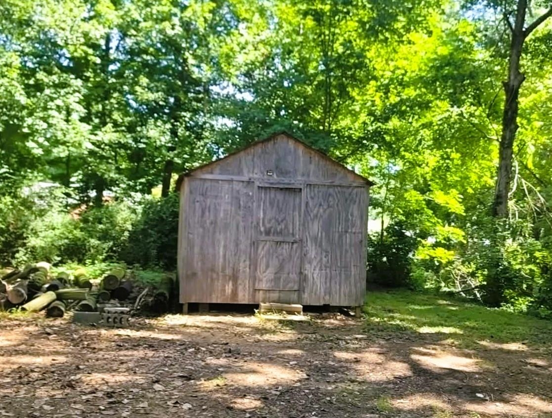 279 CHURCH ST