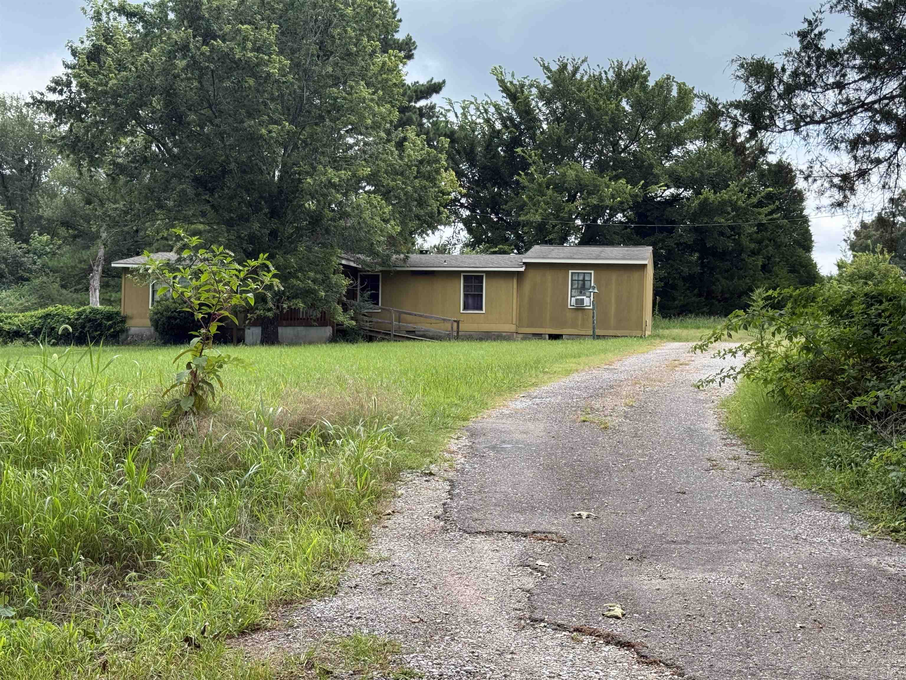 220 RICH RD