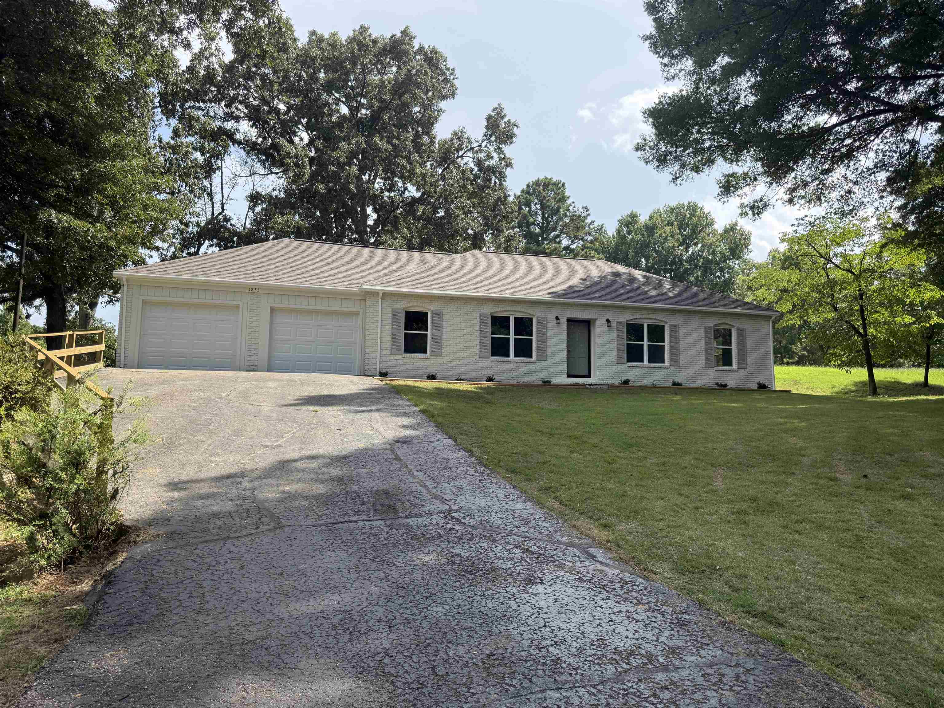 1835 PLEASANT GROVE RD