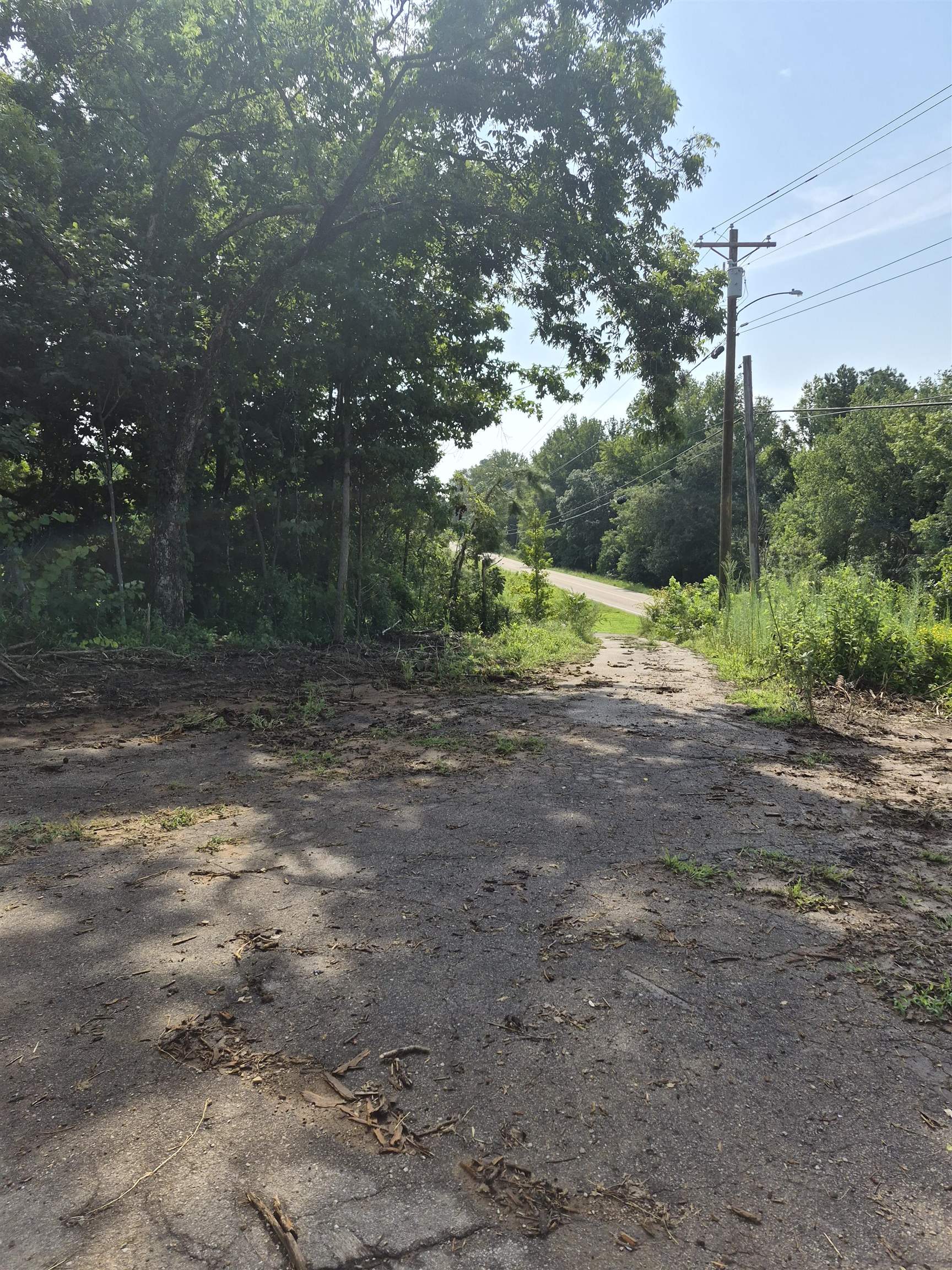 414 57 HWY E