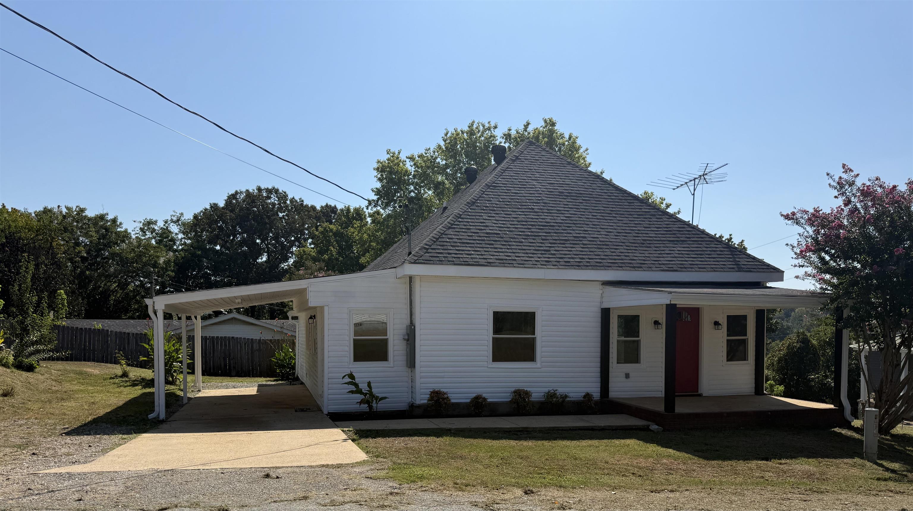 290 KELLER ST