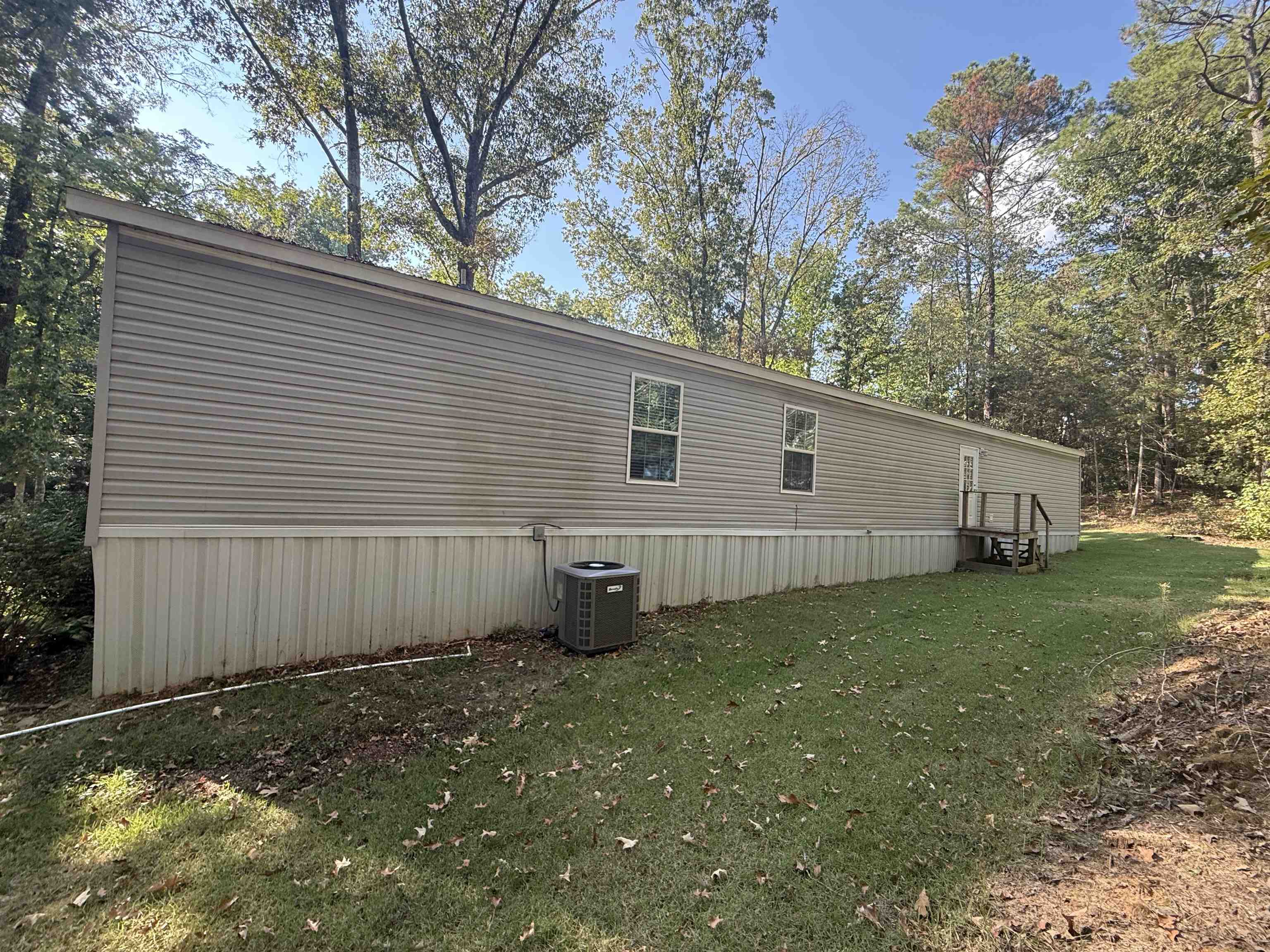 185 PINETREE RD